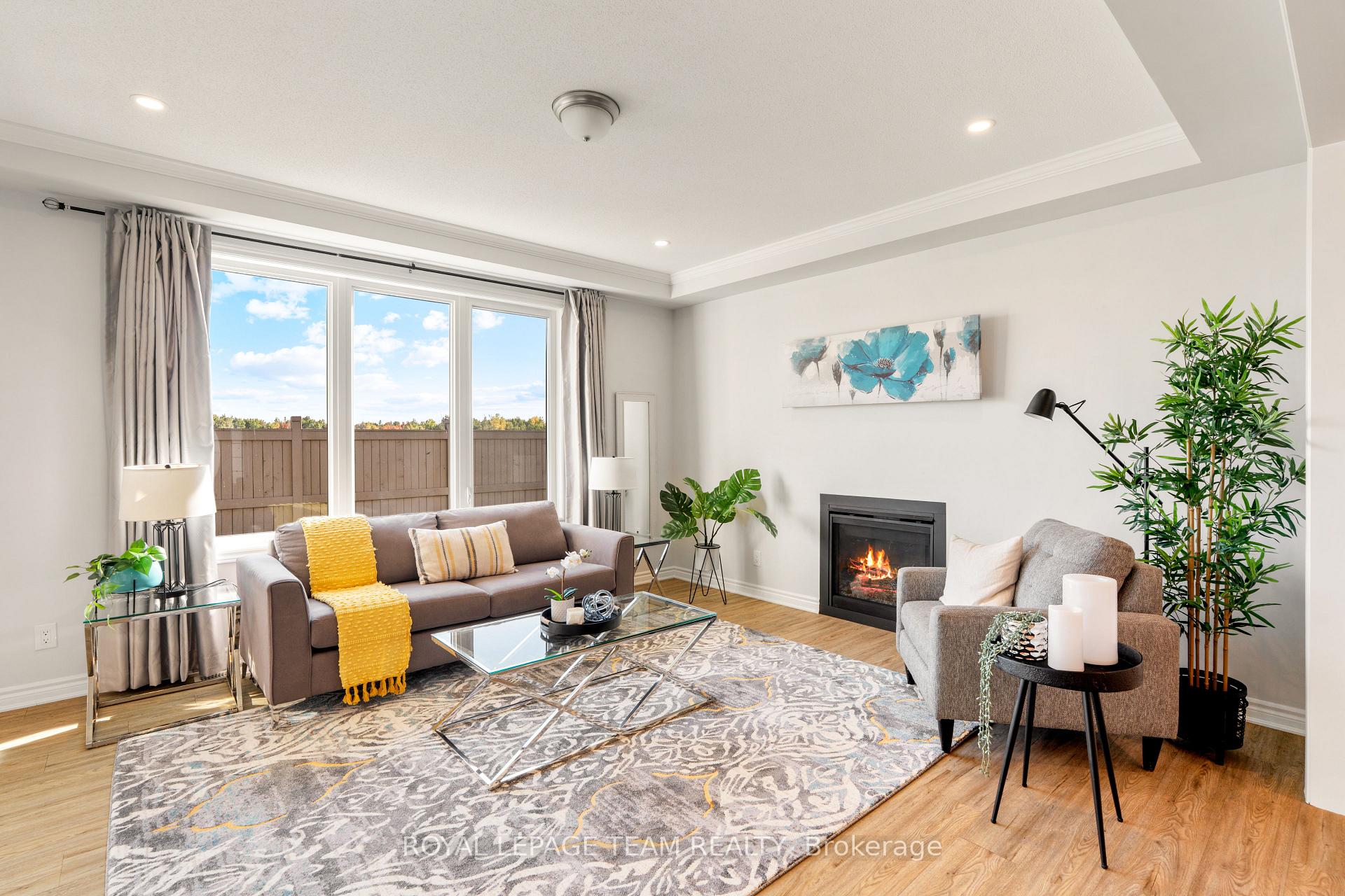 Photo 4 of 303 Sweetclover Way, Ottawa, Avalon West — HOMEH