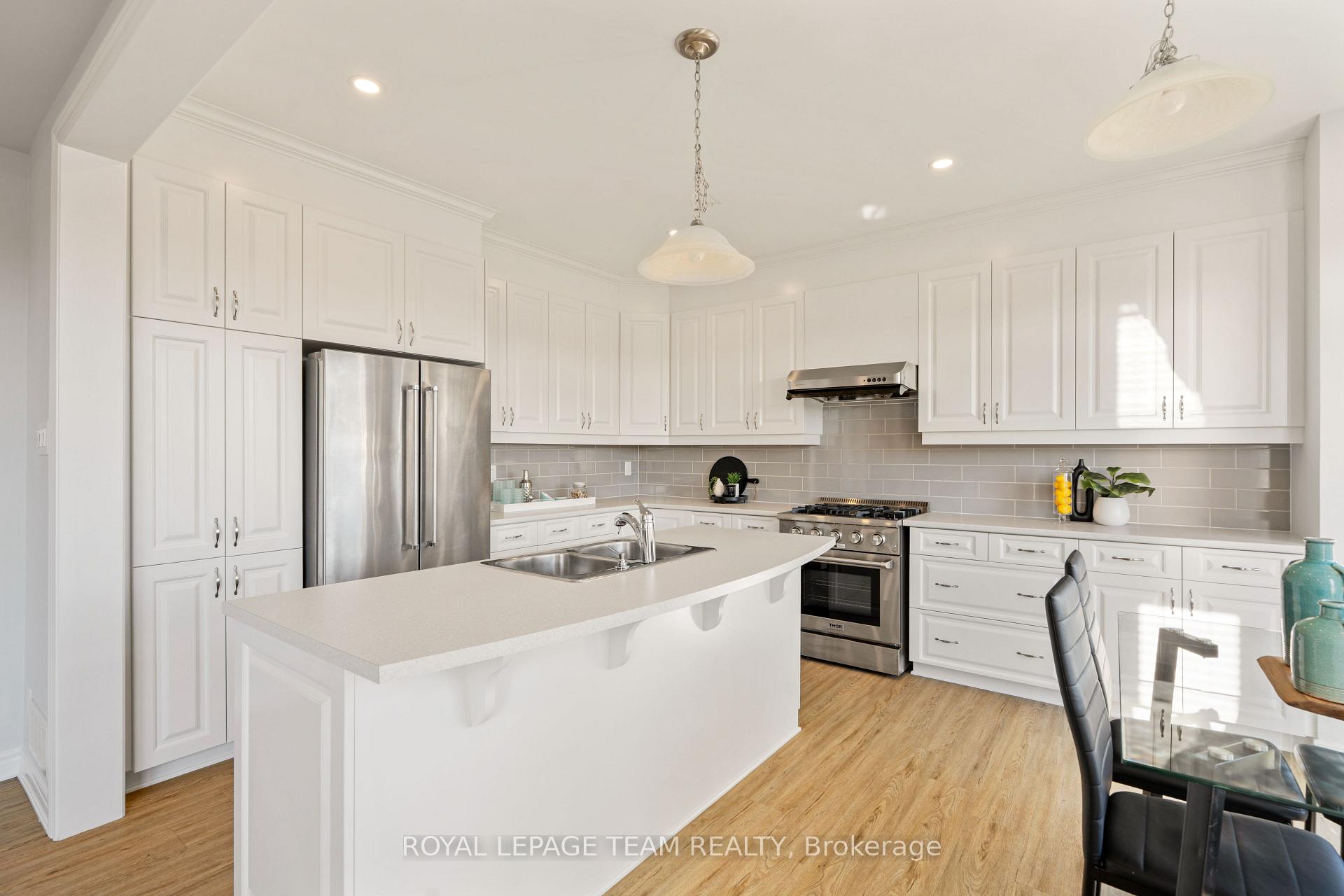 Photo 13 of 303 Sweetclover Way, Ottawa, Avalon West — HOMEH