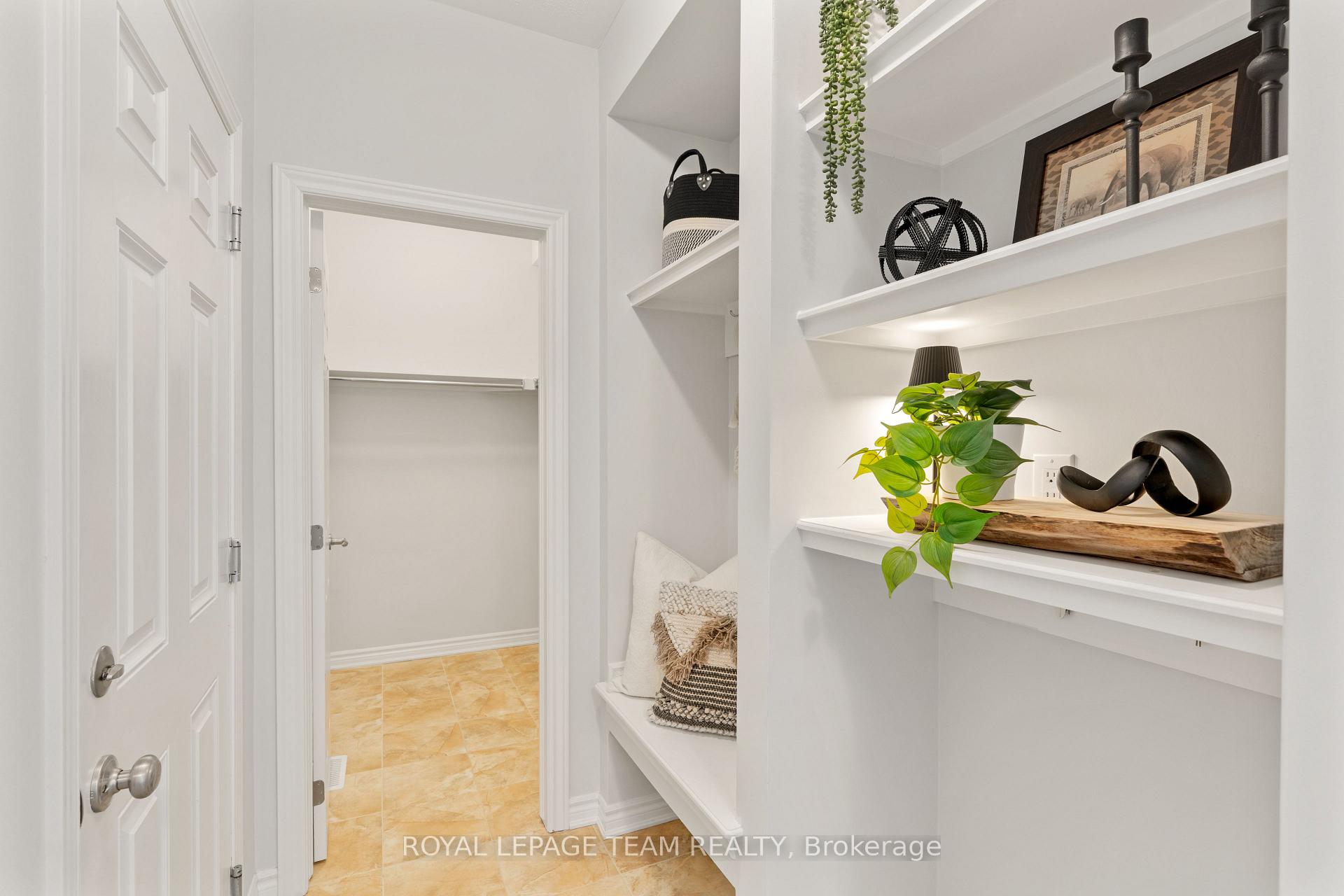 Photo 15 of 303 Sweetclover Way, Ottawa, Avalon West — HOMEH