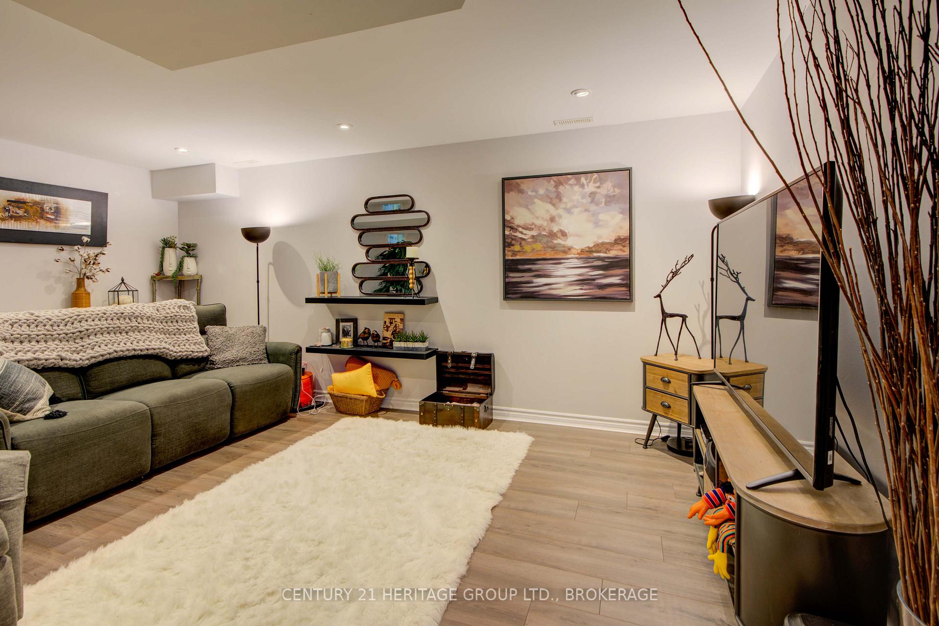 Photo 27 of 244 River Street, Gananoque — HOMEH