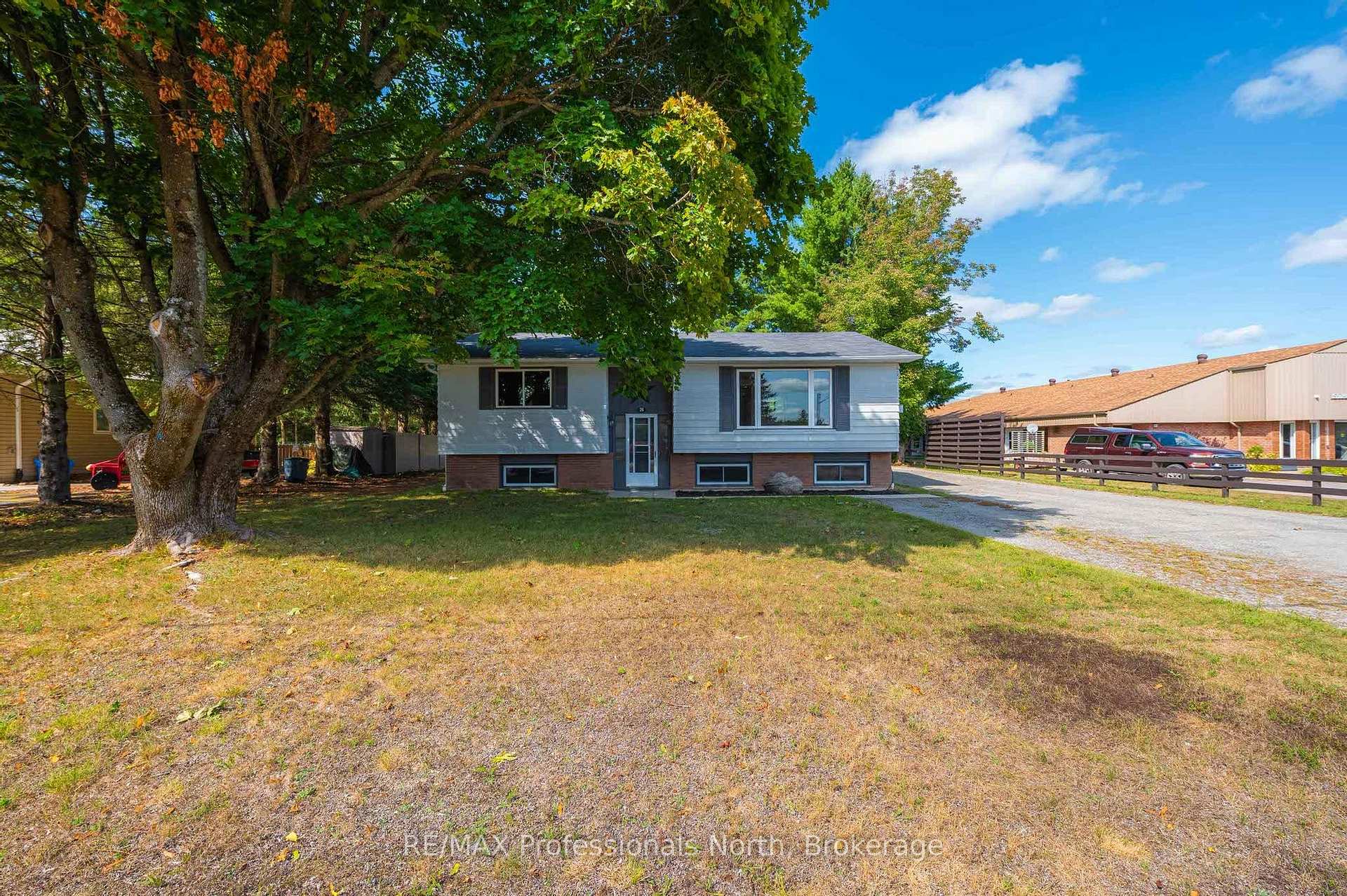 Photo 11 of 26 Prentice Street, Minden Hills, Minden — HOMEH