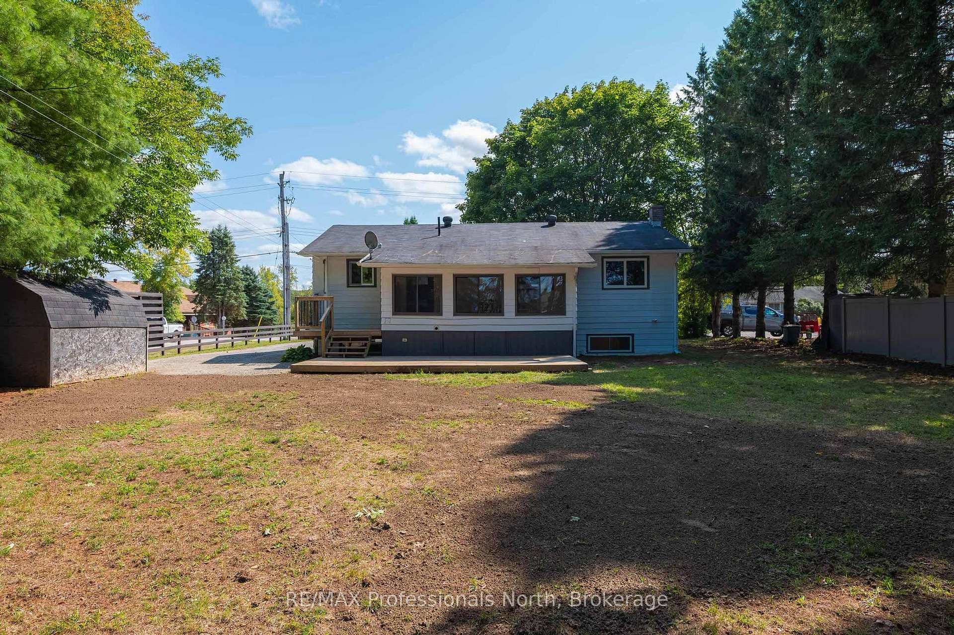 Photo 4 of 26 Prentice Street, Minden Hills, Minden — HOMEH
