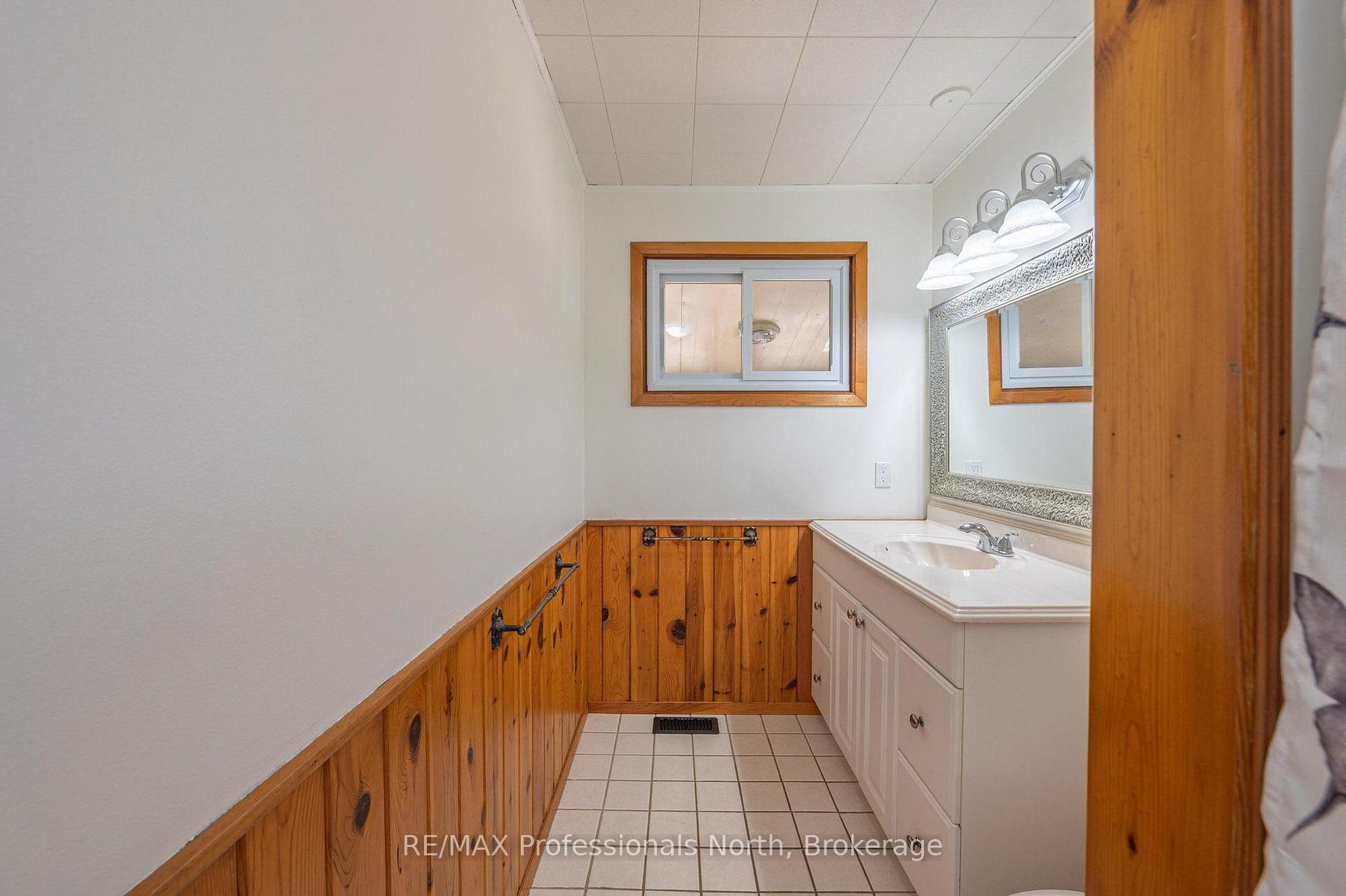 Photo 21 of 26 Prentice Street, Minden Hills, Minden — HOMEH