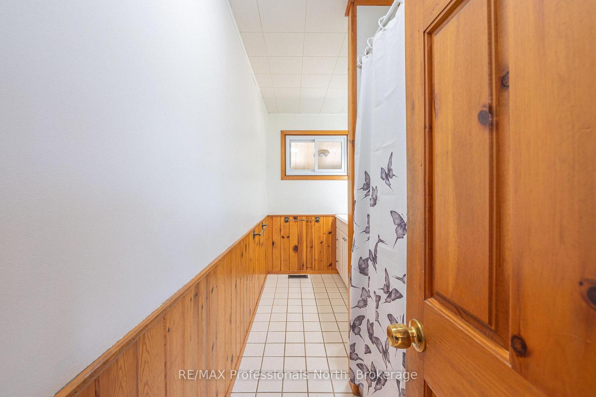 Photo 16 of 26 Prentice Street, Minden Hills, Minden — HOMEH