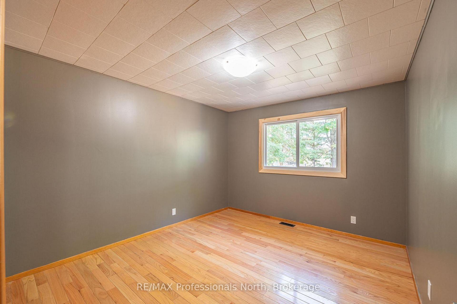 Photo 26 of 26 Prentice Street, Minden Hills, Minden — HOMEH
