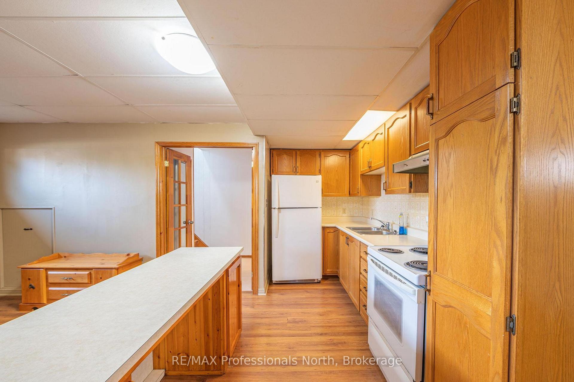 Photo 40 of 26 Prentice Street, Minden Hills, Minden — HOMEH