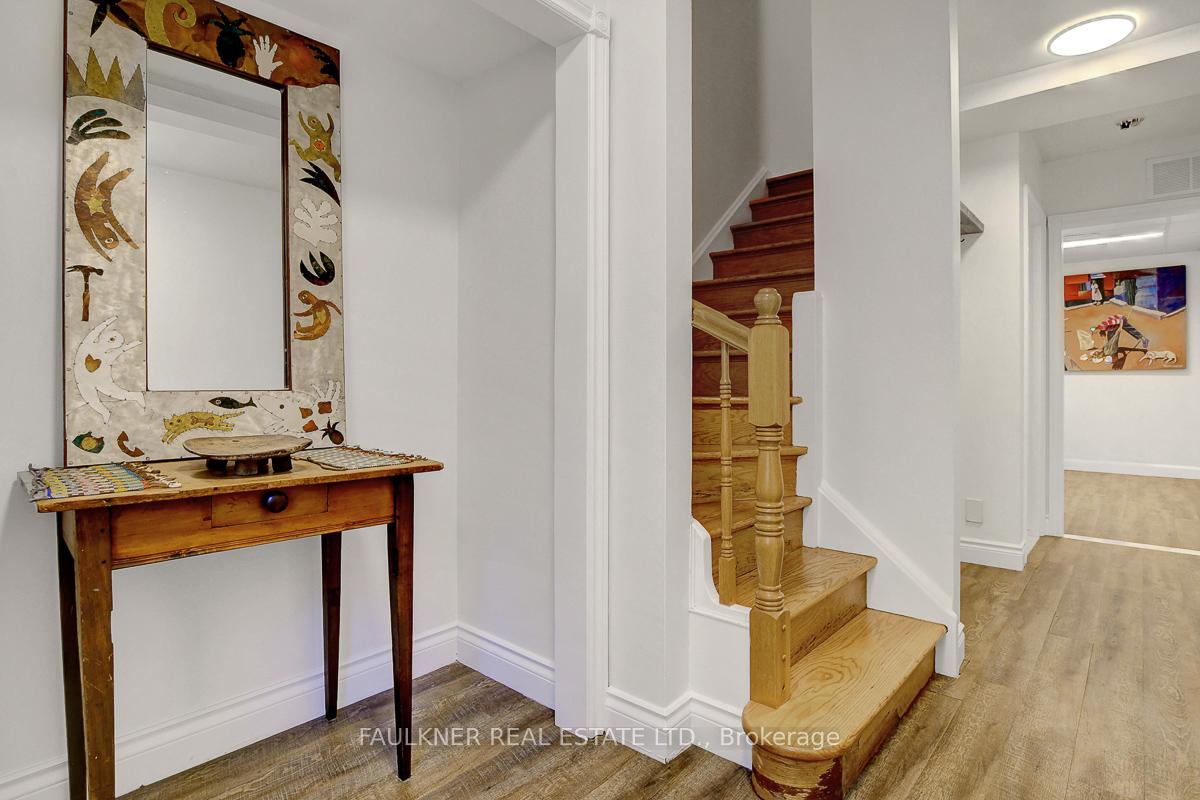 Photo 2 of 22 Marco Lane, Ottawa, Old Ottawa South — HOMEH