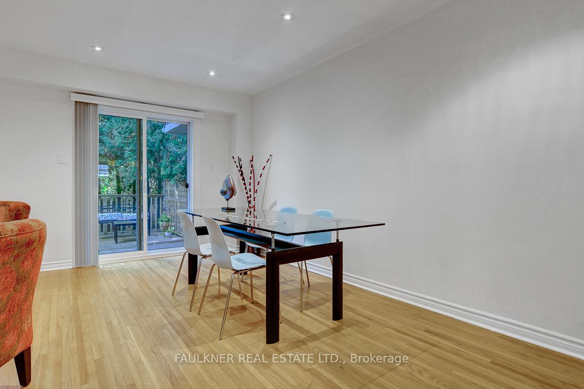 Photo 16 of 22 Marco Lane, Ottawa, Old Ottawa South — HOMEH