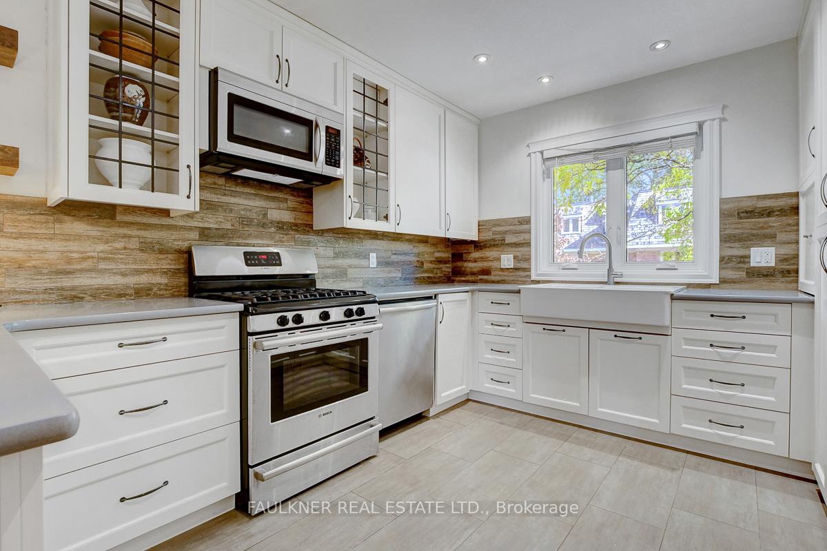 Photo 10 of 22 Marco Lane, Ottawa, Old Ottawa South — HOMEH