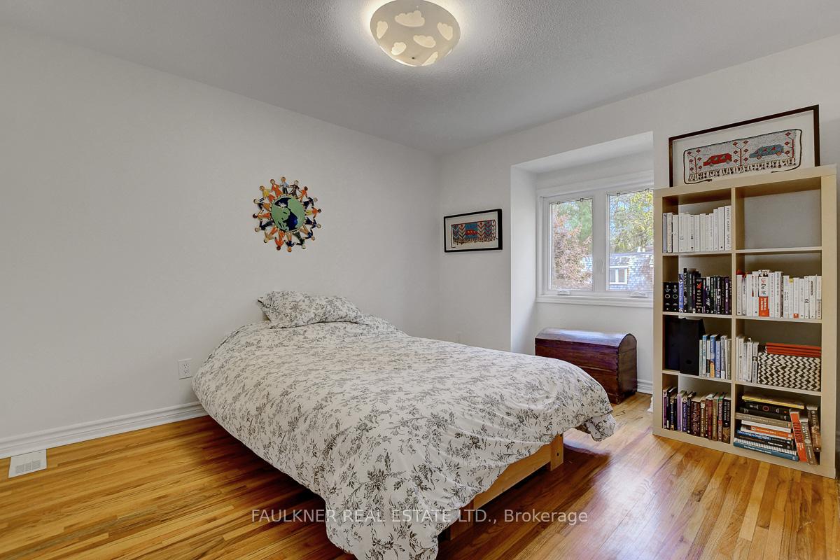 Photo 32 of 22 Marco Lane, Ottawa, Old Ottawa South — HOMEH