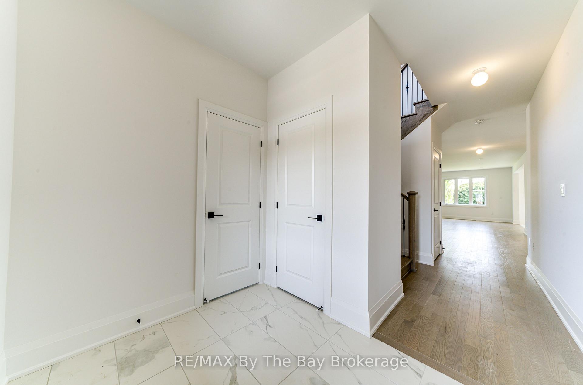Photo 12 of 13 Emerald Street, Wasaga Beach — HOMEH