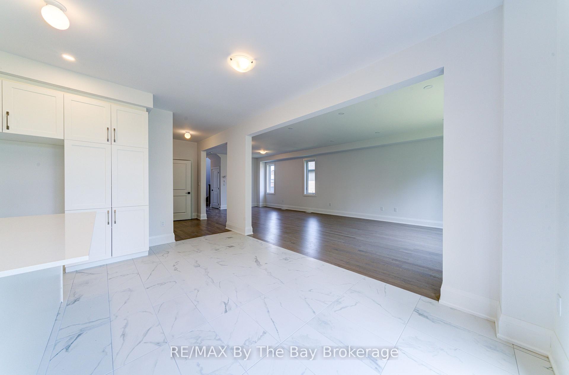Photo 21 of 13 Emerald Street, Wasaga Beach — HOMEH