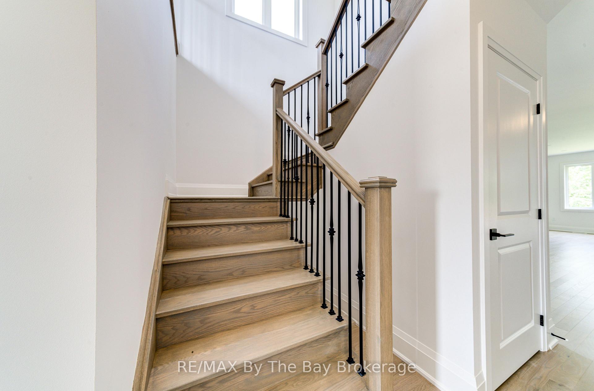 Photo 20 of 13 Emerald Street, Wasaga Beach — HOMEH