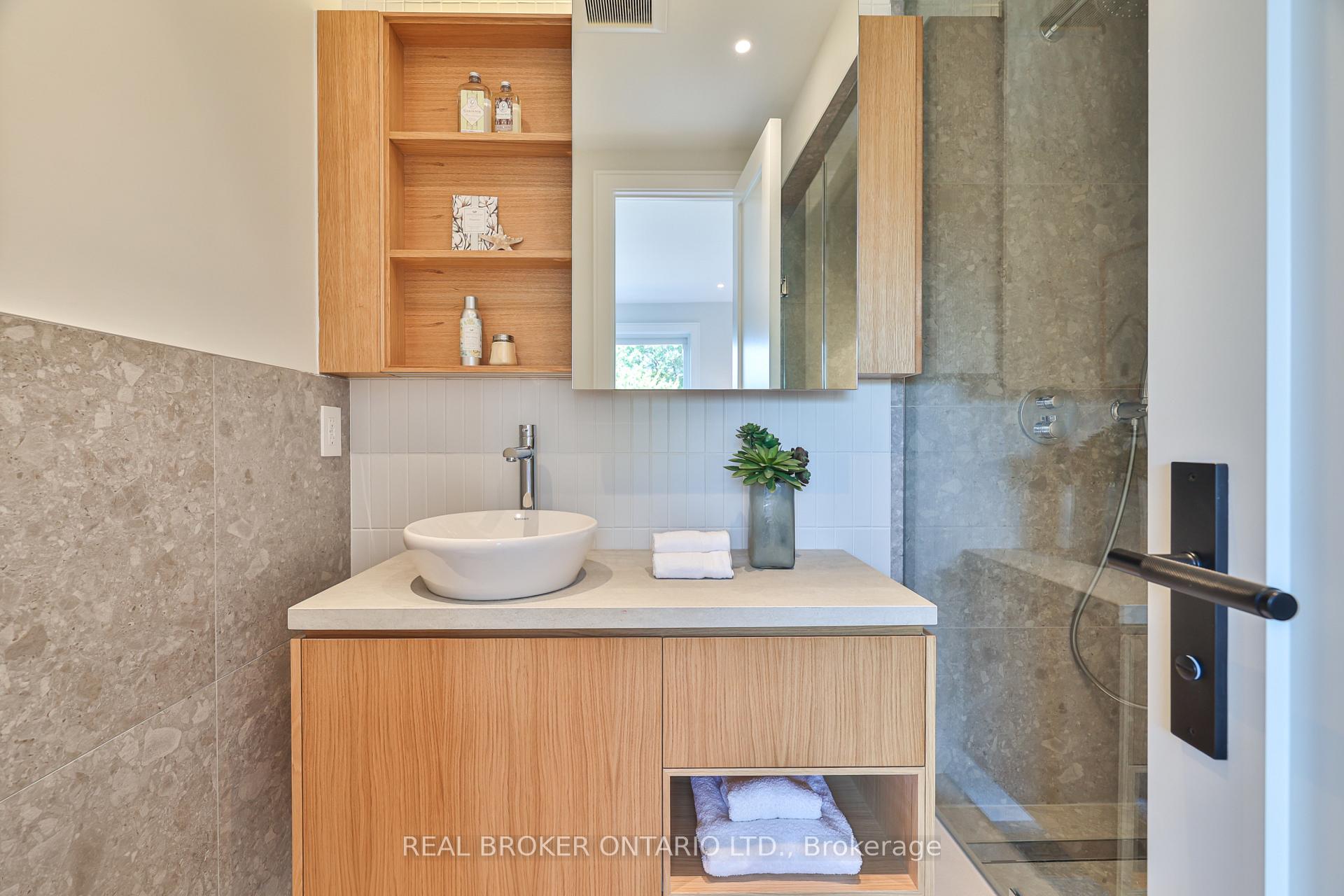 Photo 26 of 273 Grace Street, Toronto, Palmerston-Little Italy — HOMEH