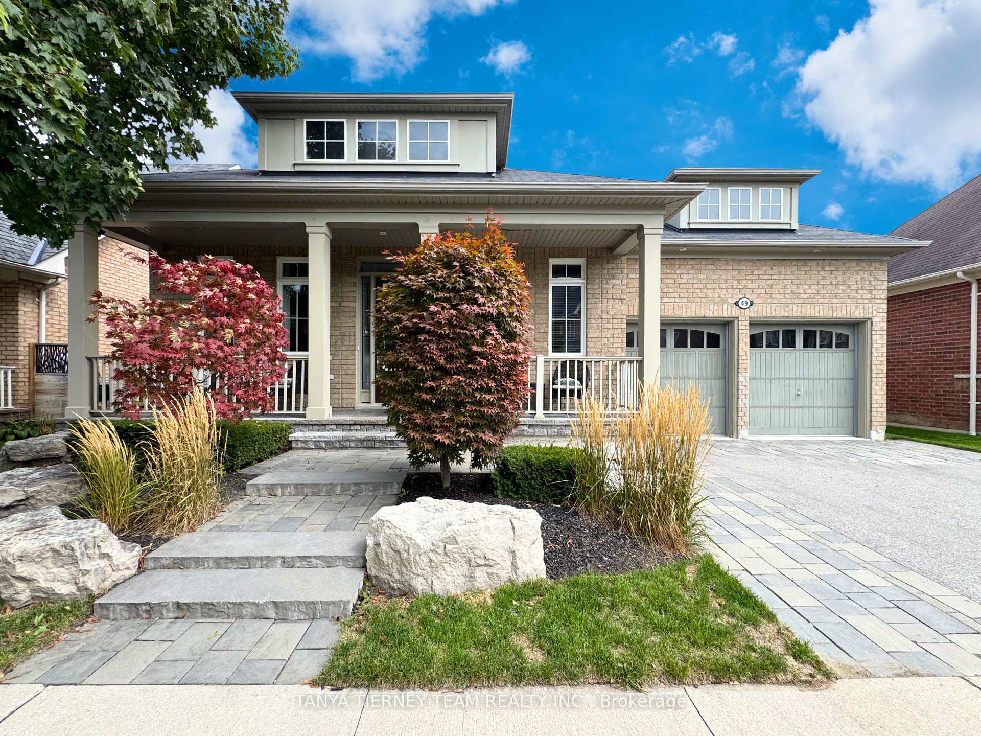 Photo 1 of 49 Montana Crescent, Whitby, Brooklin — HOMEH