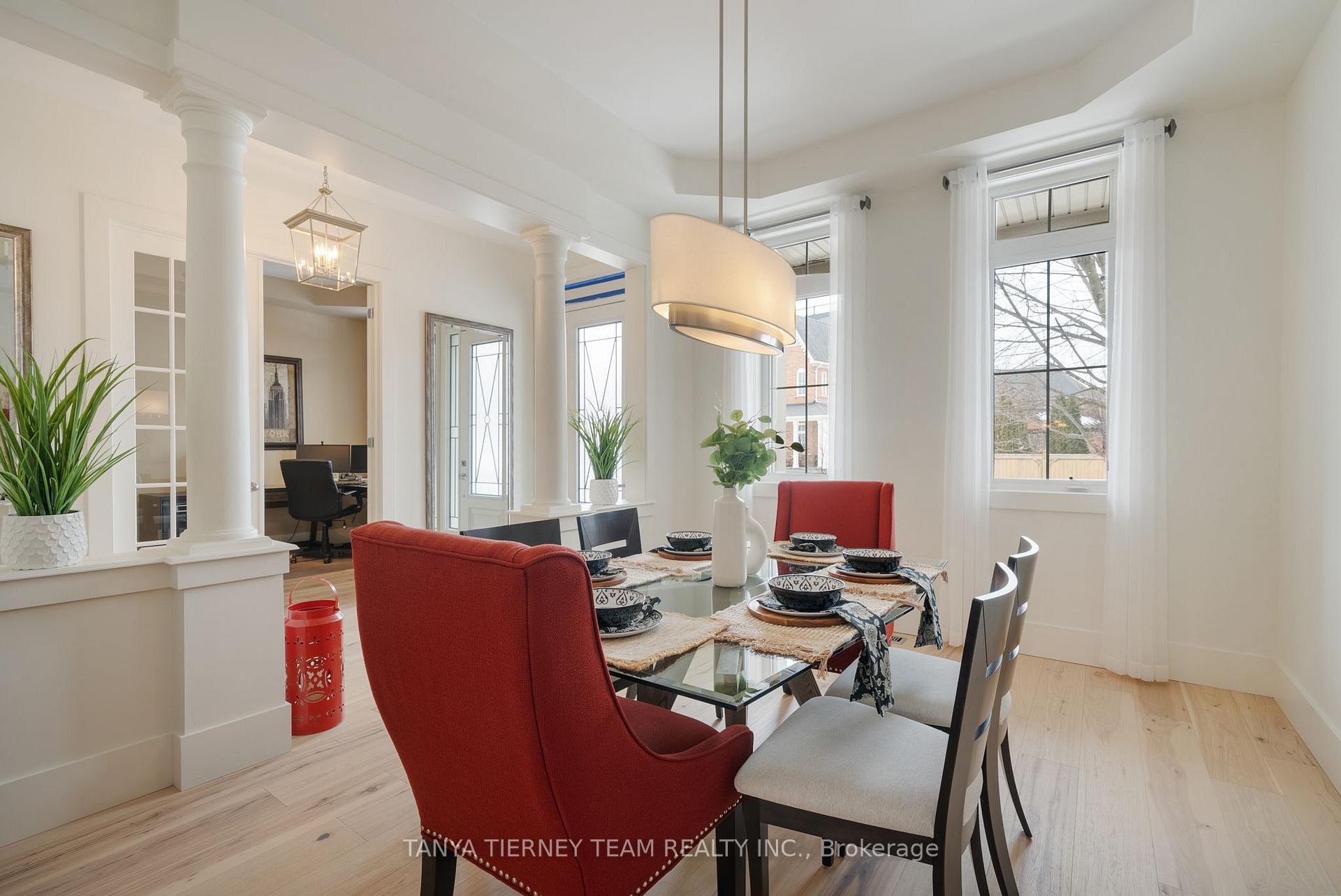 Photo 6 of 49 Montana Crescent, Whitby, Brooklin — HOMEH