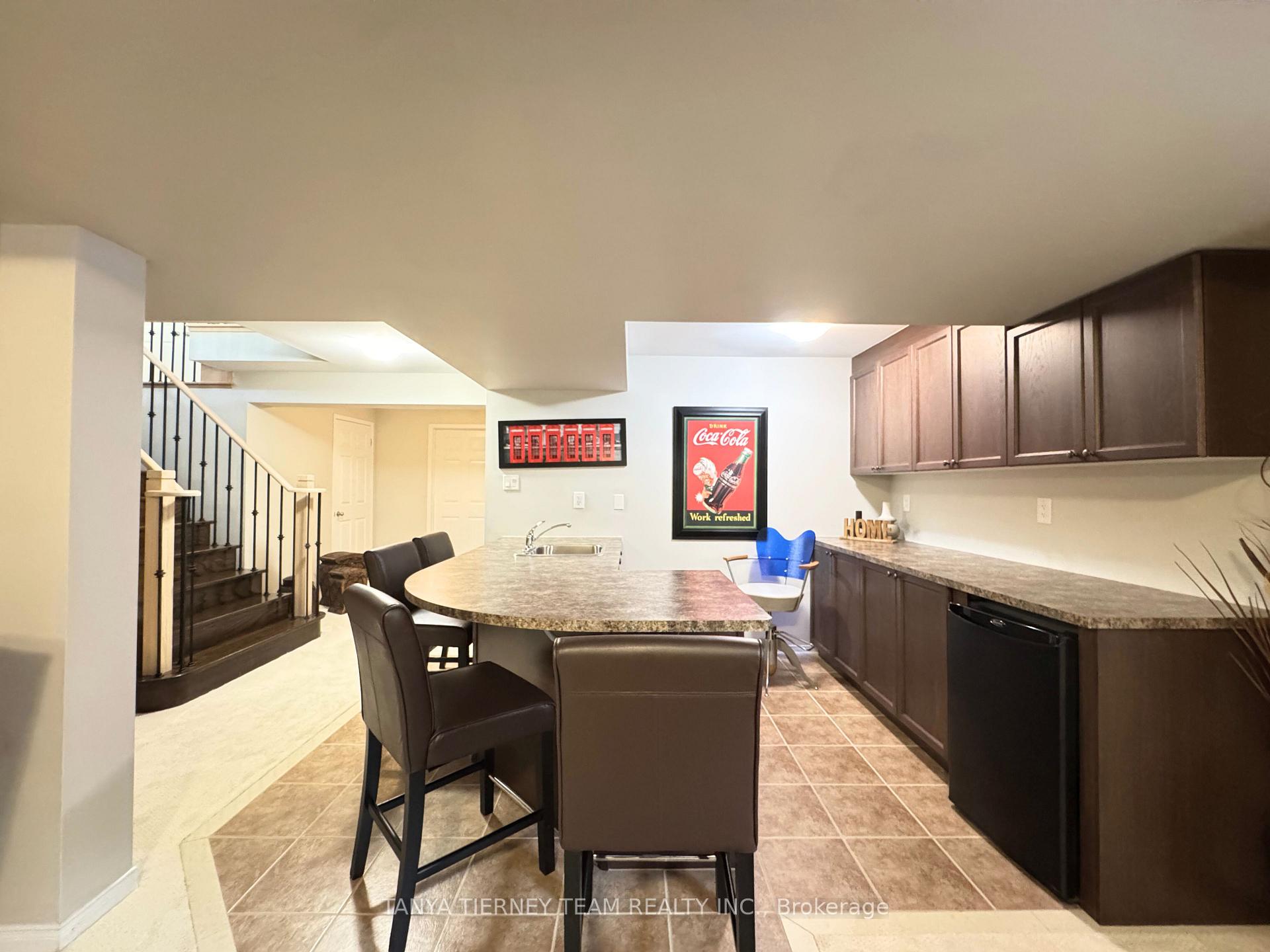 Photo 35 of 49 Montana Crescent, Whitby, Brooklin — HOMEH