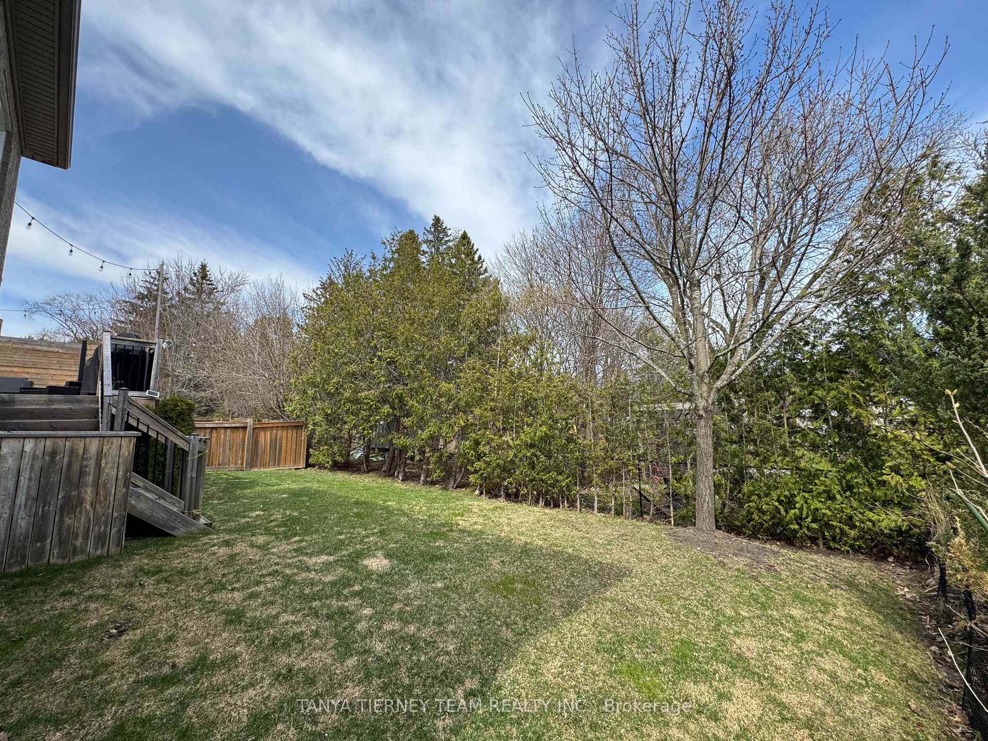 Photo 33 of 49 Montana Crescent, Whitby, Brooklin — HOMEH