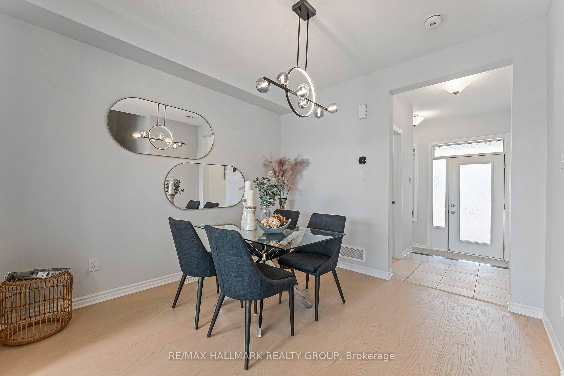 Photo 10 of 402 Edgevalley Court, Ottawa, Stittsville (North) — HOMEH