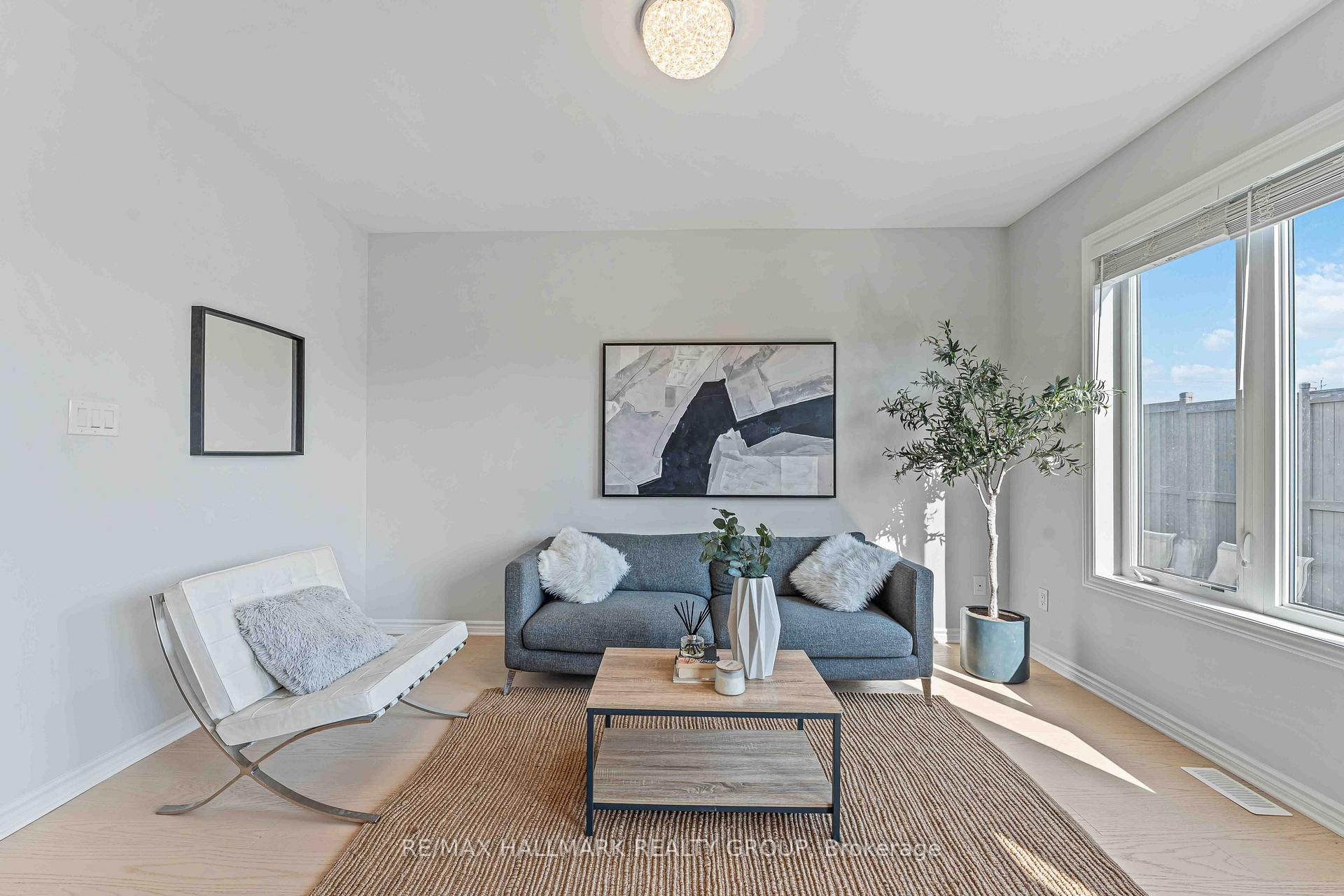 Photo 27 of 402 Edgevalley Court, Ottawa, Stittsville (North) — HOMEH