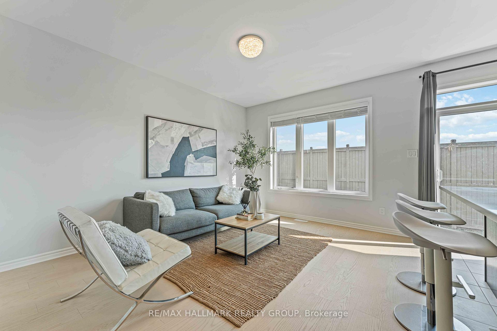 Photo 18 of 402 Edgevalley Court, Ottawa, Stittsville (North) — HOMEH