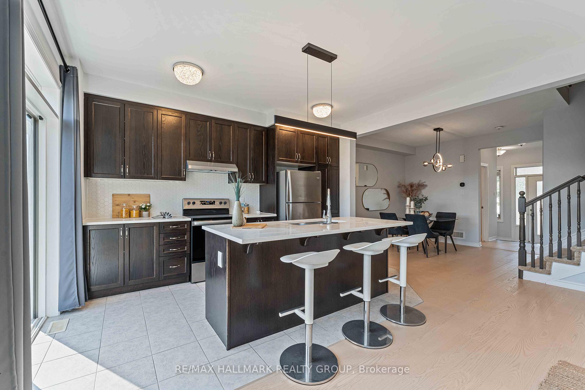 Photo 26 of 402 Edgevalley Court, Ottawa, Stittsville (North) — HOMEH