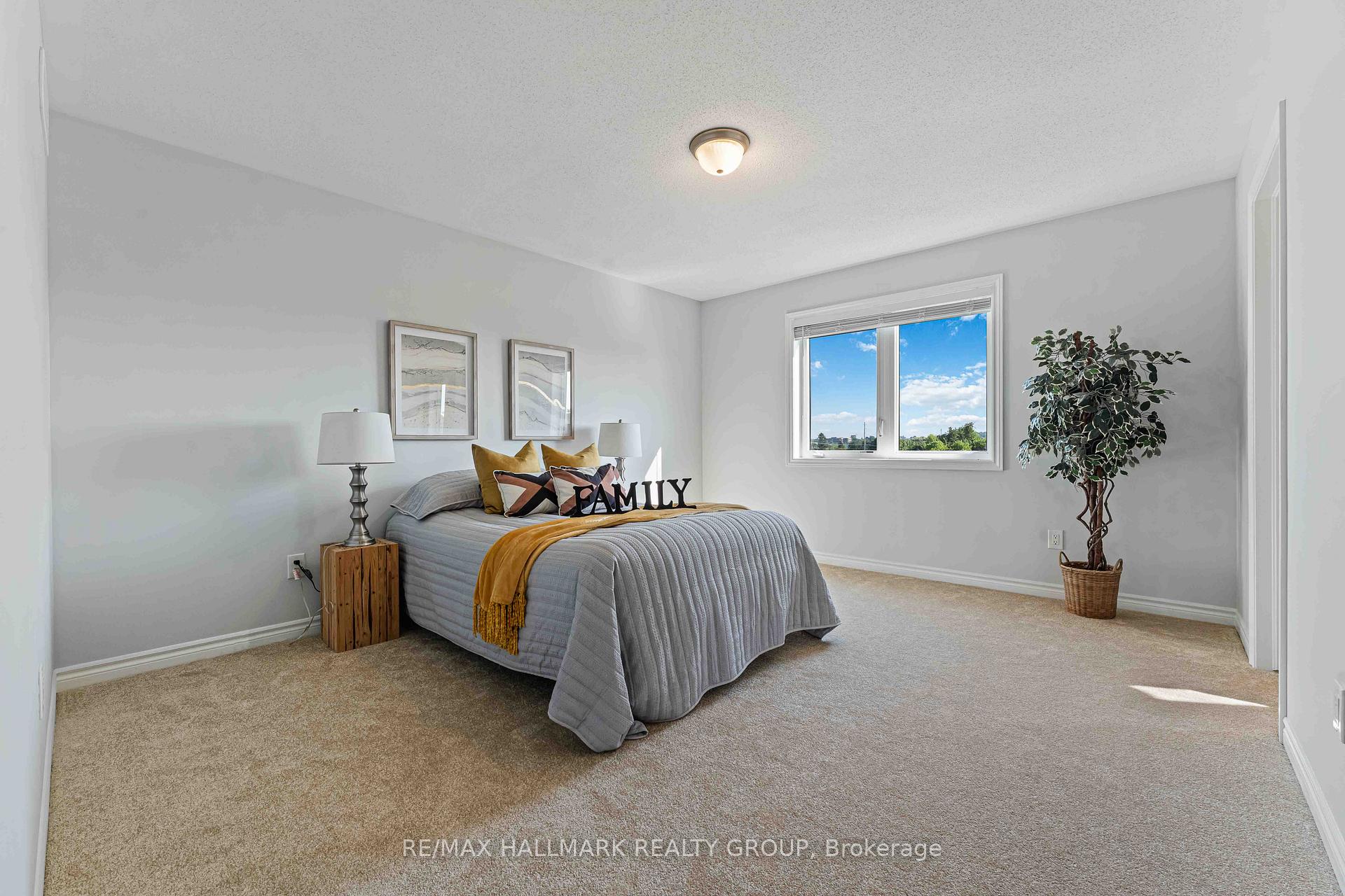 Photo 29 of 402 Edgevalley Court, Ottawa, Stittsville (North) — HOMEH