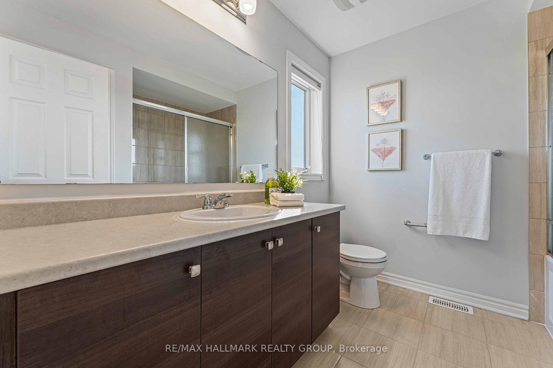 Photo 14 of 402 Edgevalley Court, Ottawa, Stittsville (North) — HOMEH
