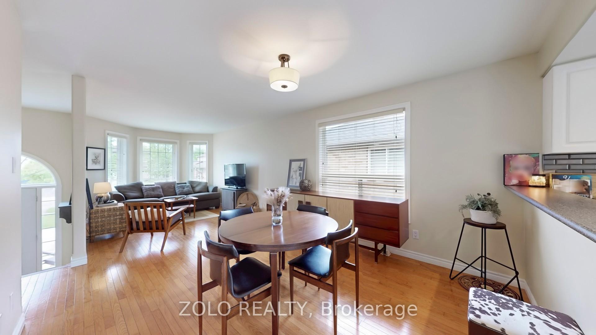 Photo 41 of 7 Golden Eagle Way, Barrie, Little Lake — HOMEH