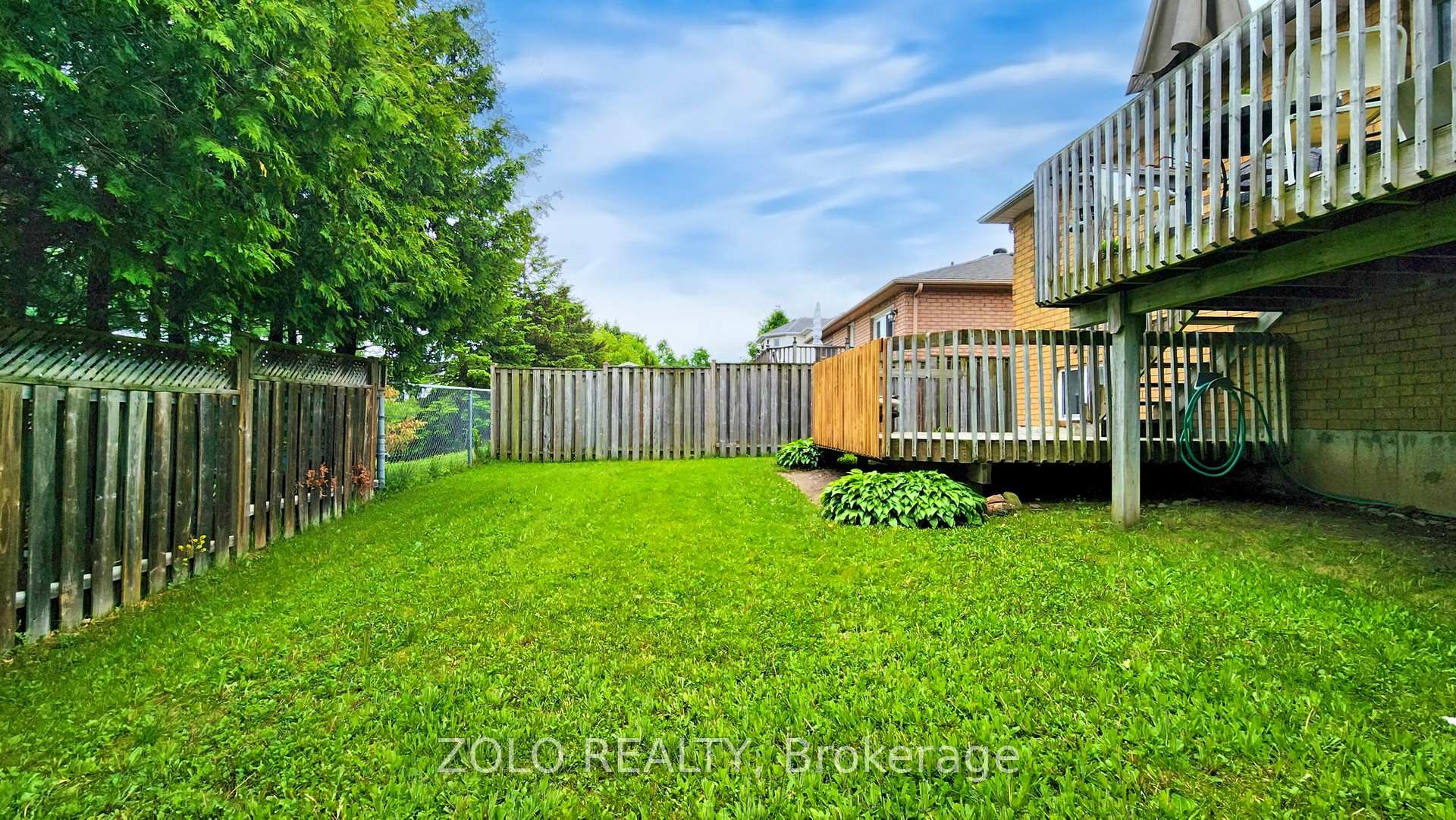 Photo 24 of 7 Golden Eagle Way, Barrie, Little Lake — HOMEH