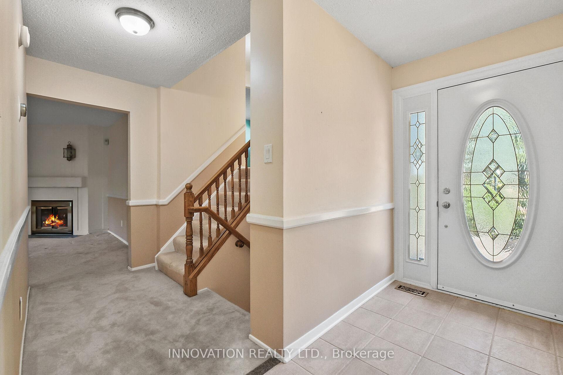 Photo 2 of 14 Chimo Drive, Ottawa, Kanata - Katimavik — HOMEH