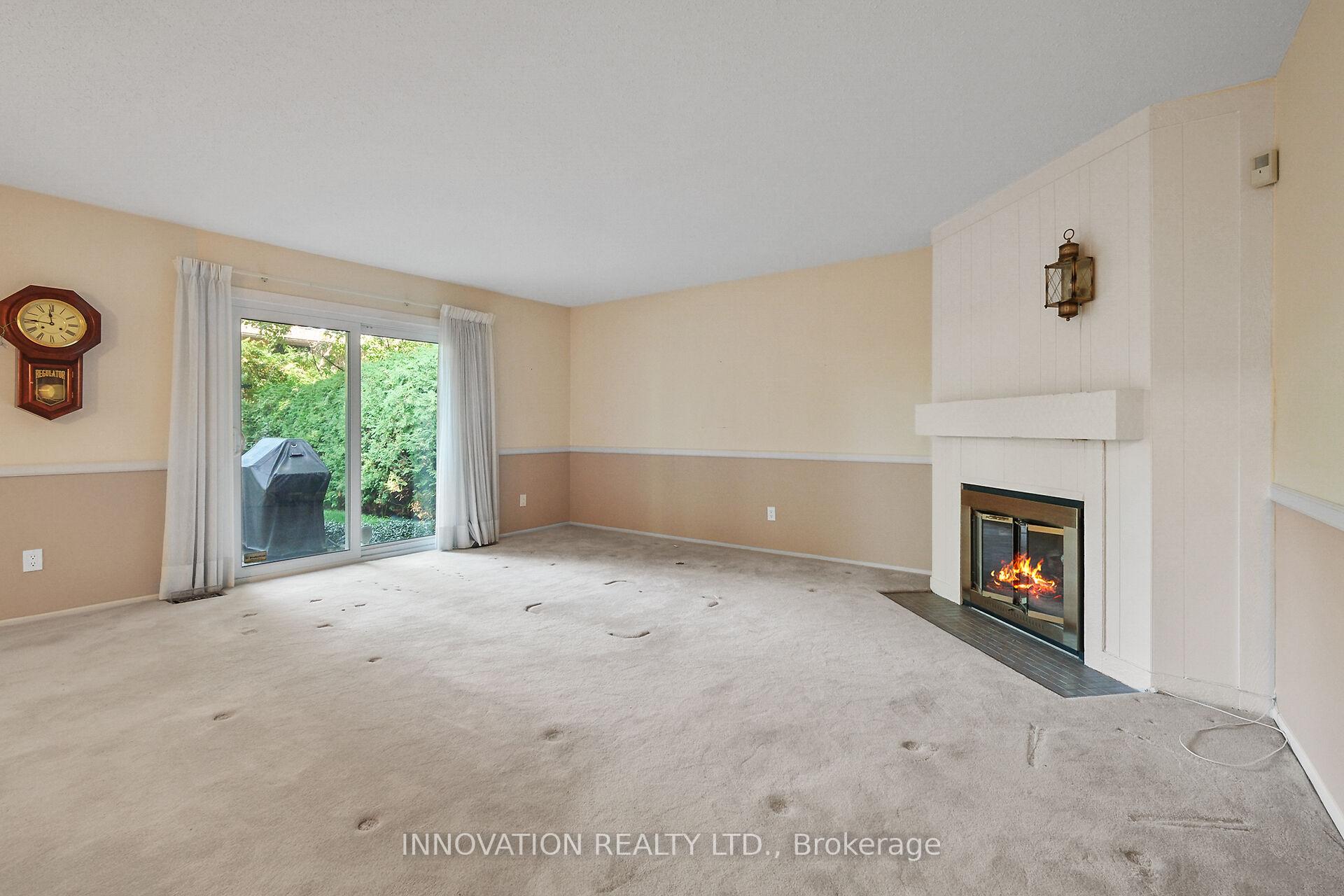 Photo 13 of 14 Chimo Drive, Ottawa, Kanata - Katimavik — HOMEH