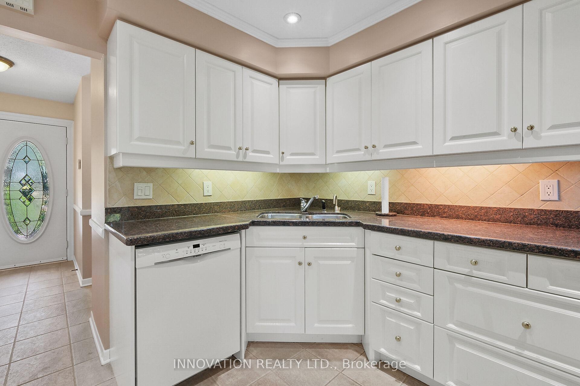 Photo 31 of 14 Chimo Drive, Ottawa, Kanata - Katimavik — HOMEH