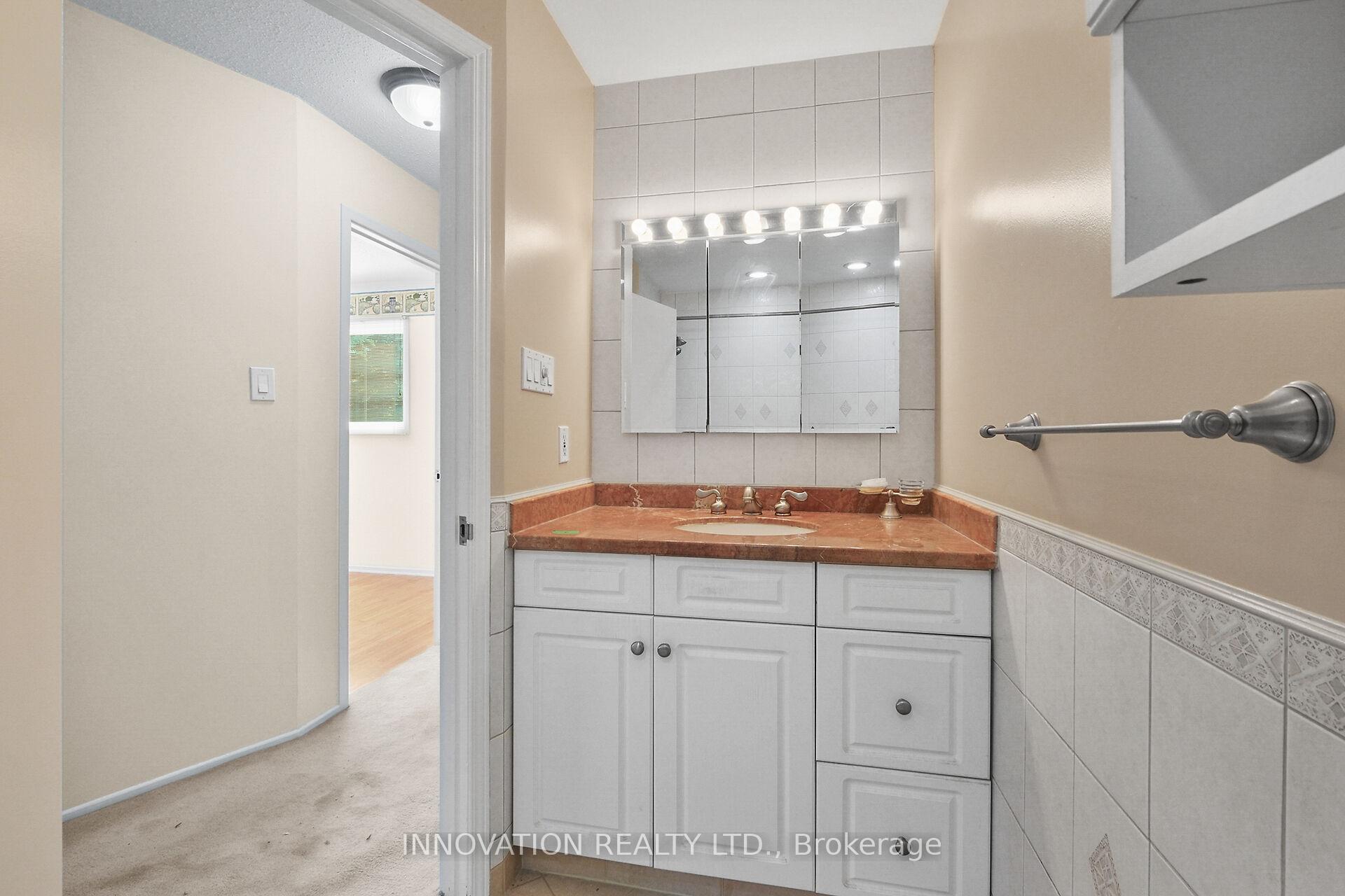 Photo 22 of 14 Chimo Drive, Ottawa, Kanata - Katimavik — HOMEH