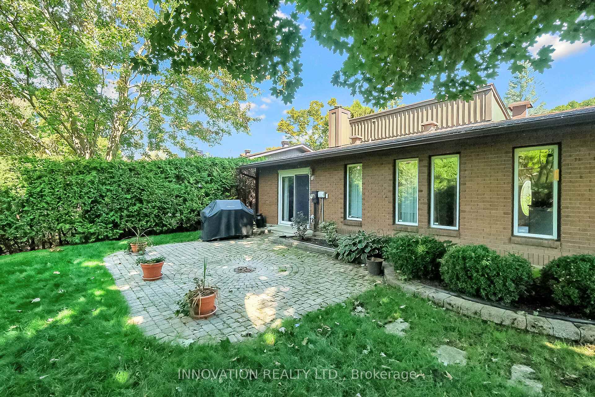 Photo 16 of 14 Chimo Drive, Ottawa, Kanata - Katimavik — HOMEH