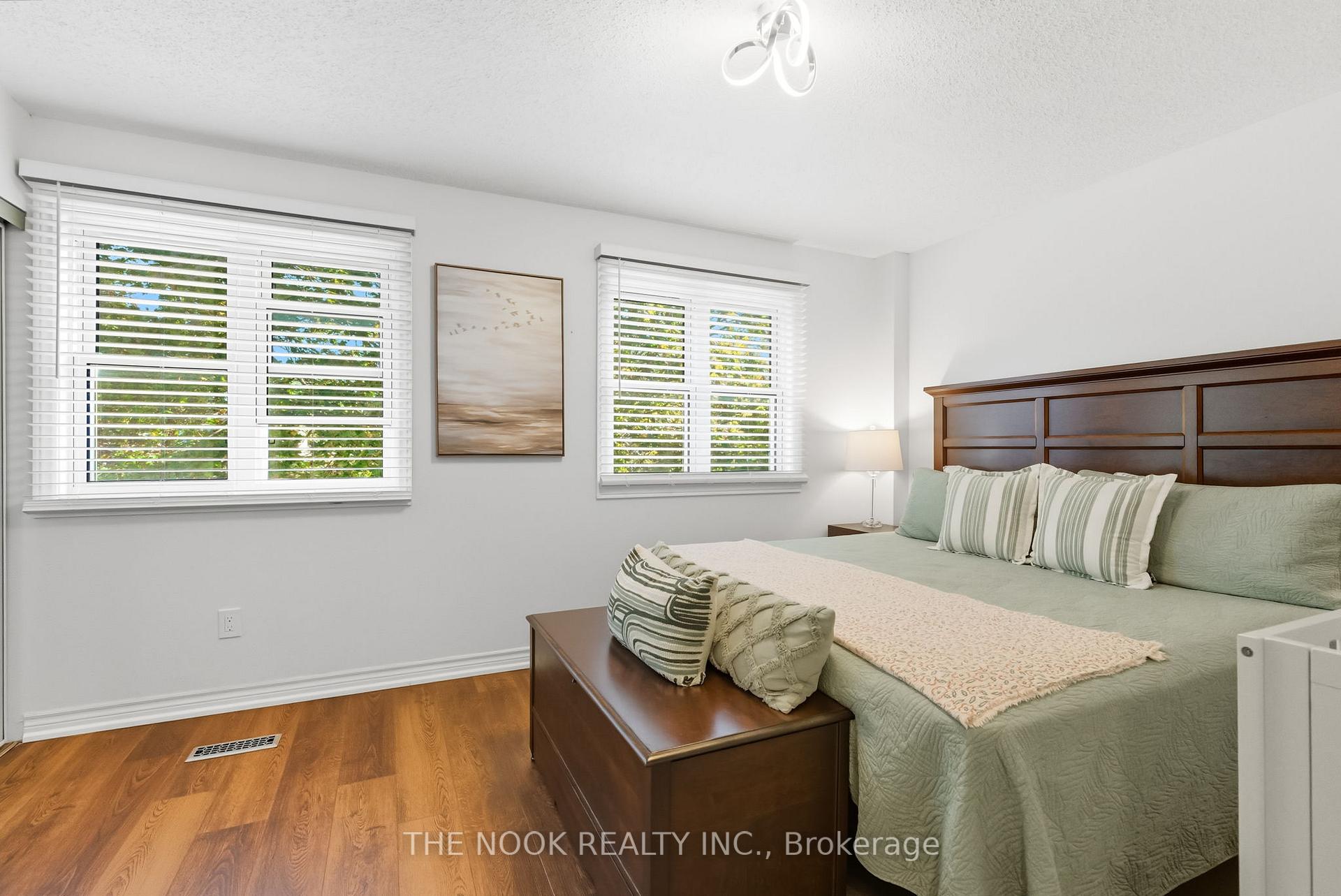 Photo 10 of 22 Wrenn Boulevard, Clarington, Bowmanville — HOMEH