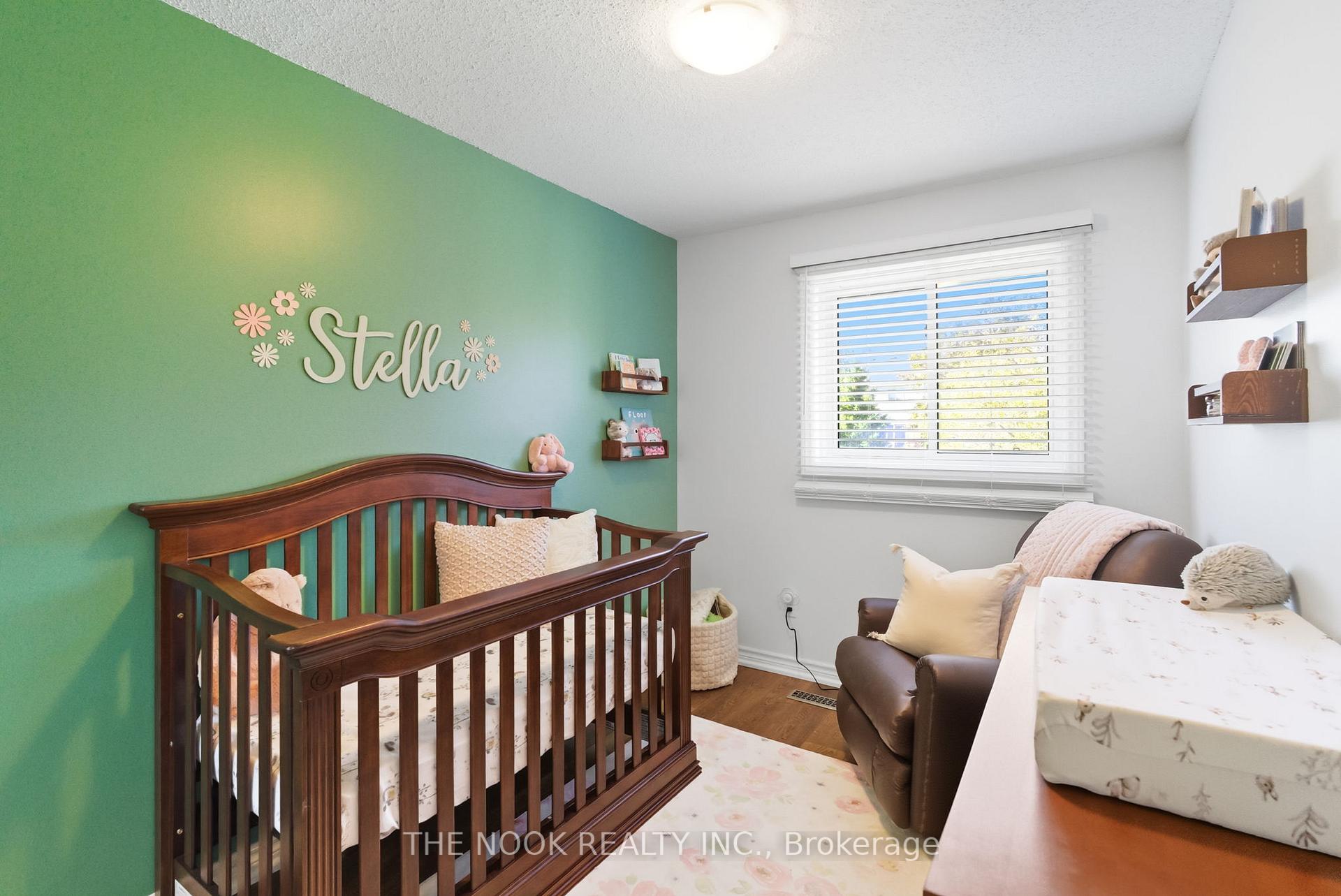 Photo 17 of 22 Wrenn Boulevard, Clarington, Bowmanville — HOMEH