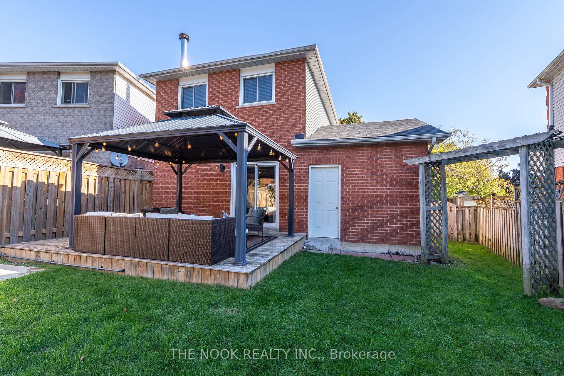 Photo 35 of 22 Wrenn Boulevard, Clarington, Bowmanville — HOMEH