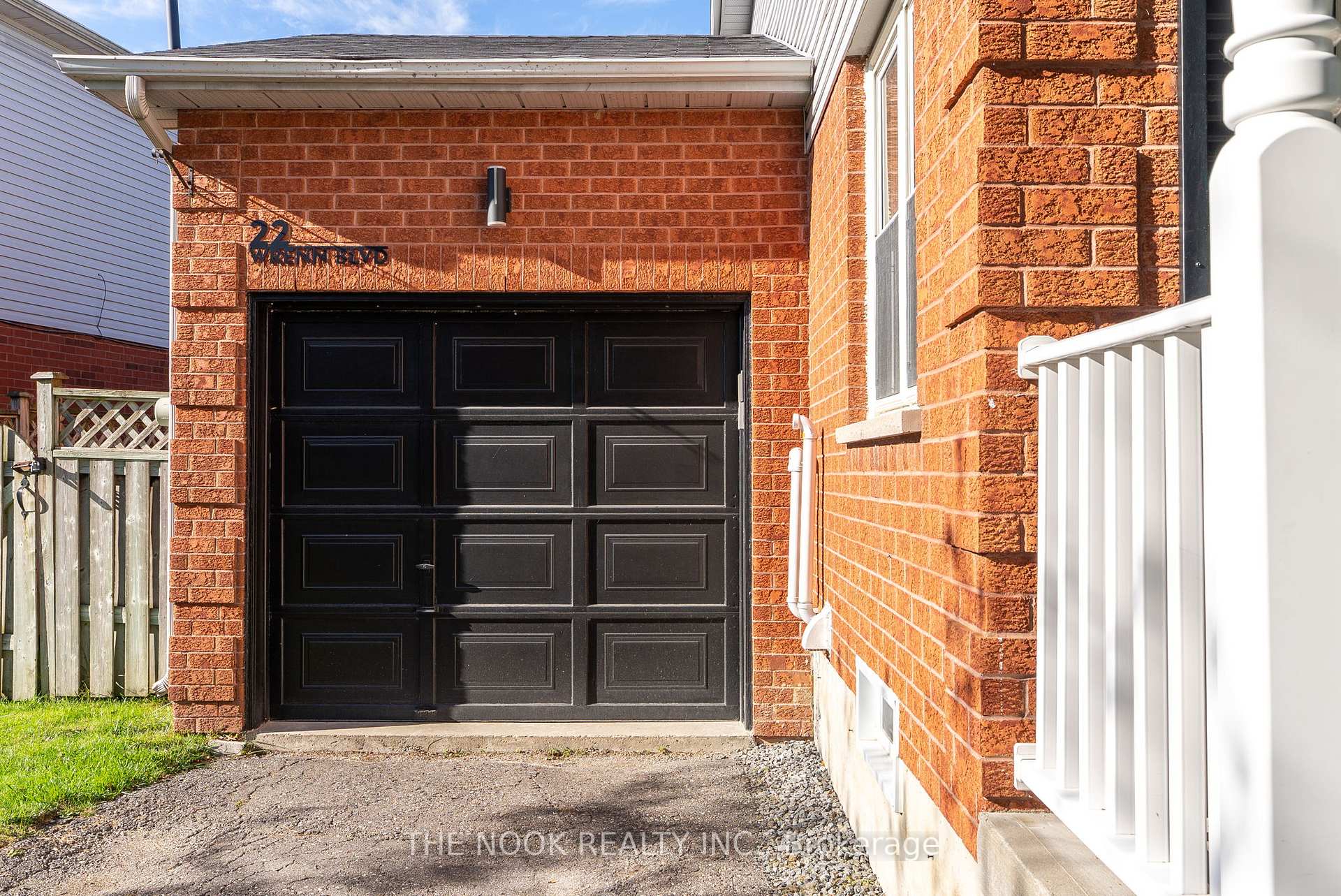 Photo 40 of 22 Wrenn Boulevard, Clarington, Bowmanville — HOMEH