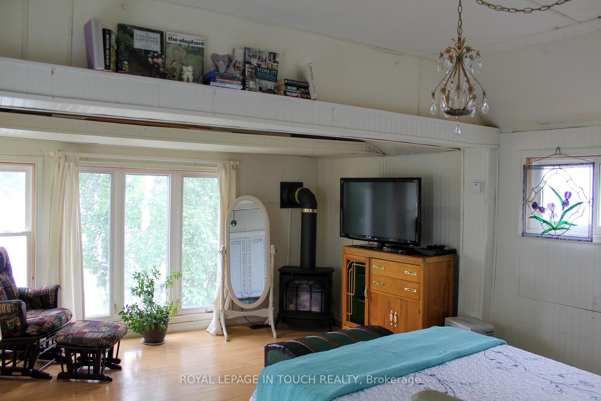 Photo 13 of 7698 Oak Point Road, Ramara, Rural Ramara — HOMEH