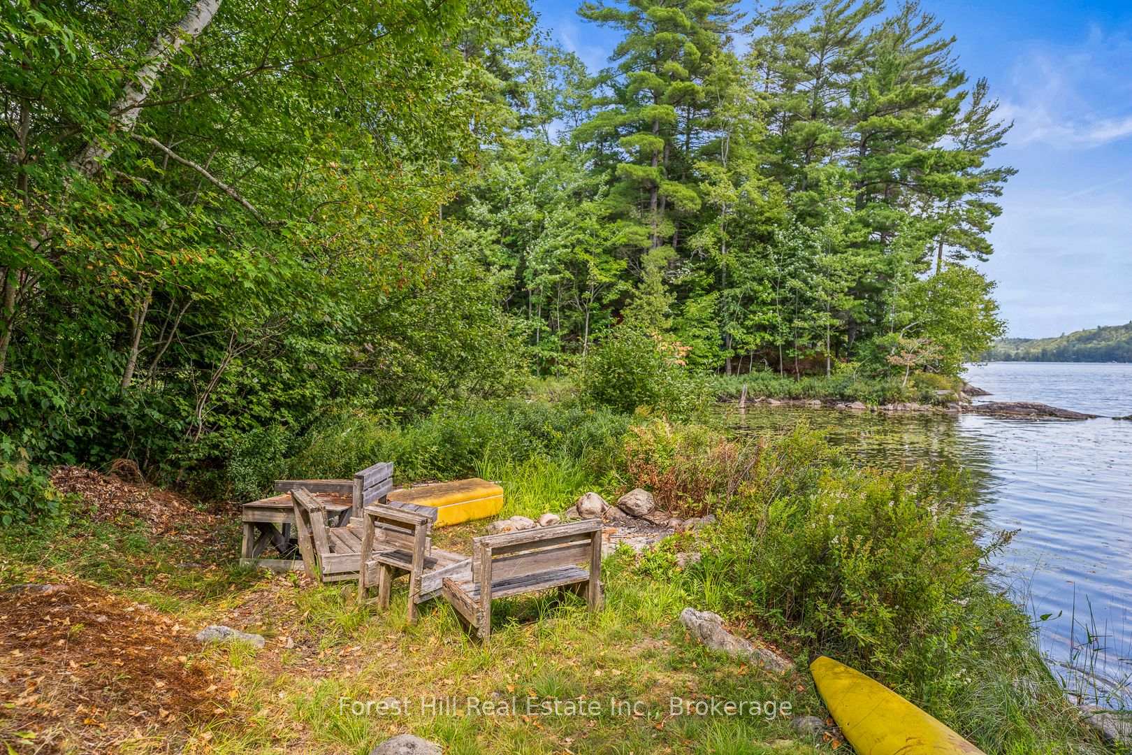 Photo 9 of 1277 Causeway Drive, Algonquin Highlands, McClintock — HOMEH