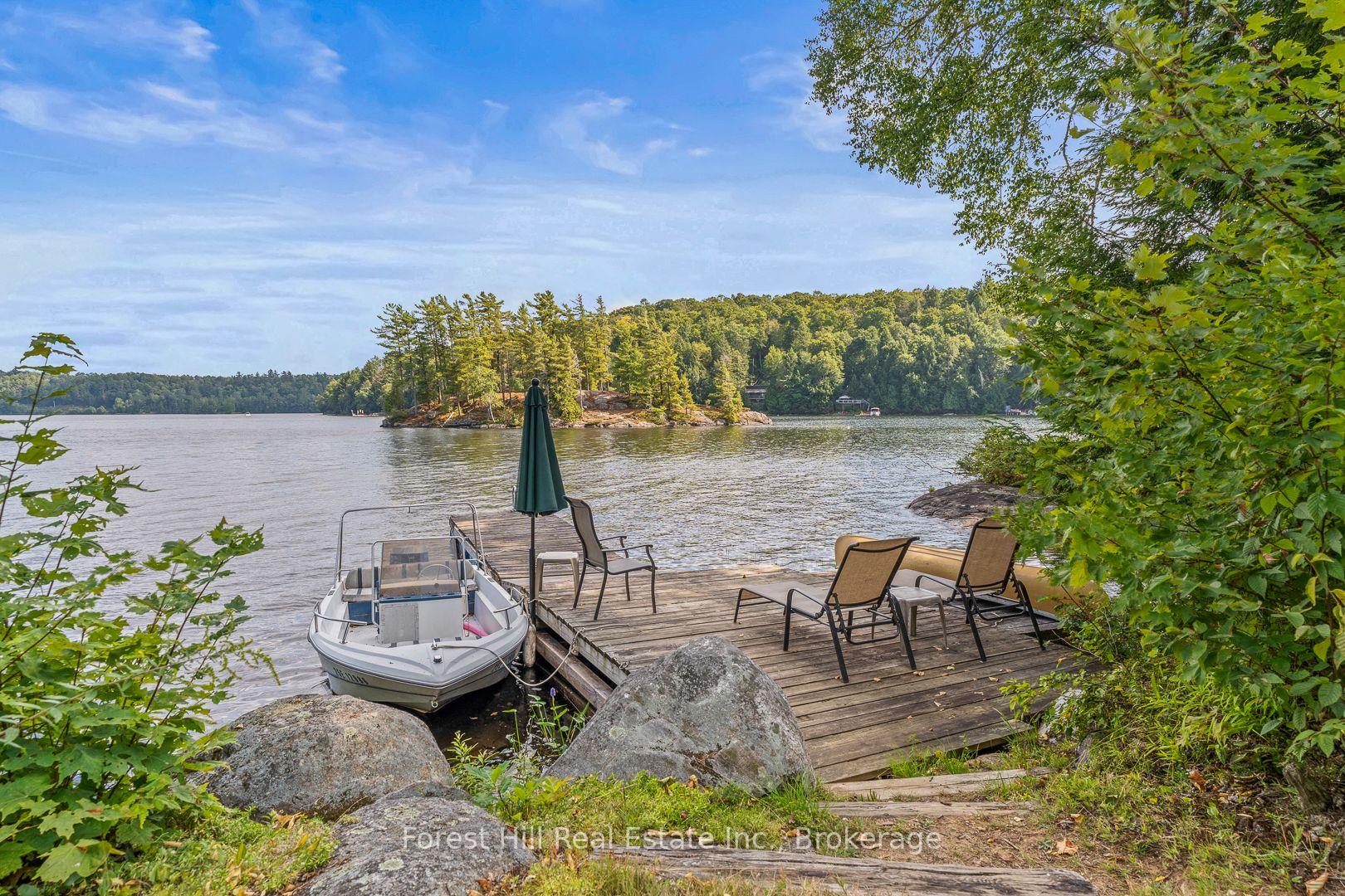 Photo 6 of 1277 Causeway Drive, Algonquin Highlands, McClintock — HOMEH