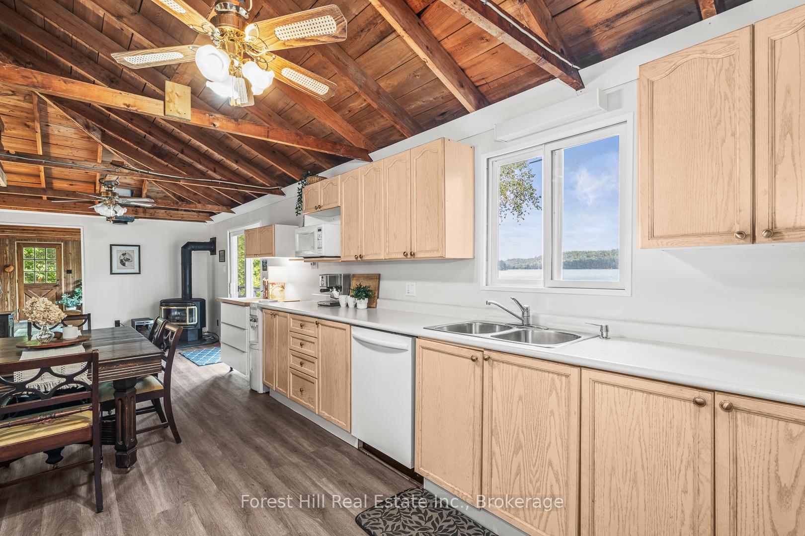 Photo 27 of 1277 Causeway Drive, Algonquin Highlands, McClintock — HOMEH