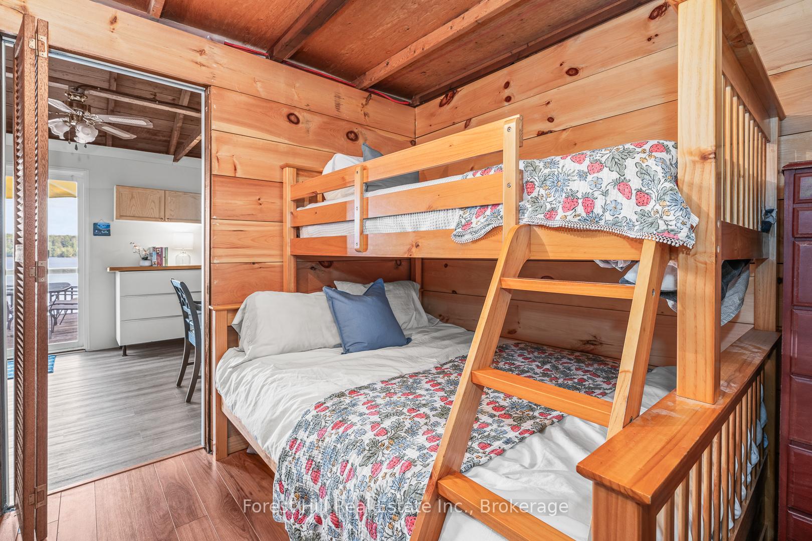 Photo 18 of 1277 Causeway Drive, Algonquin Highlands, McClintock — HOMEH