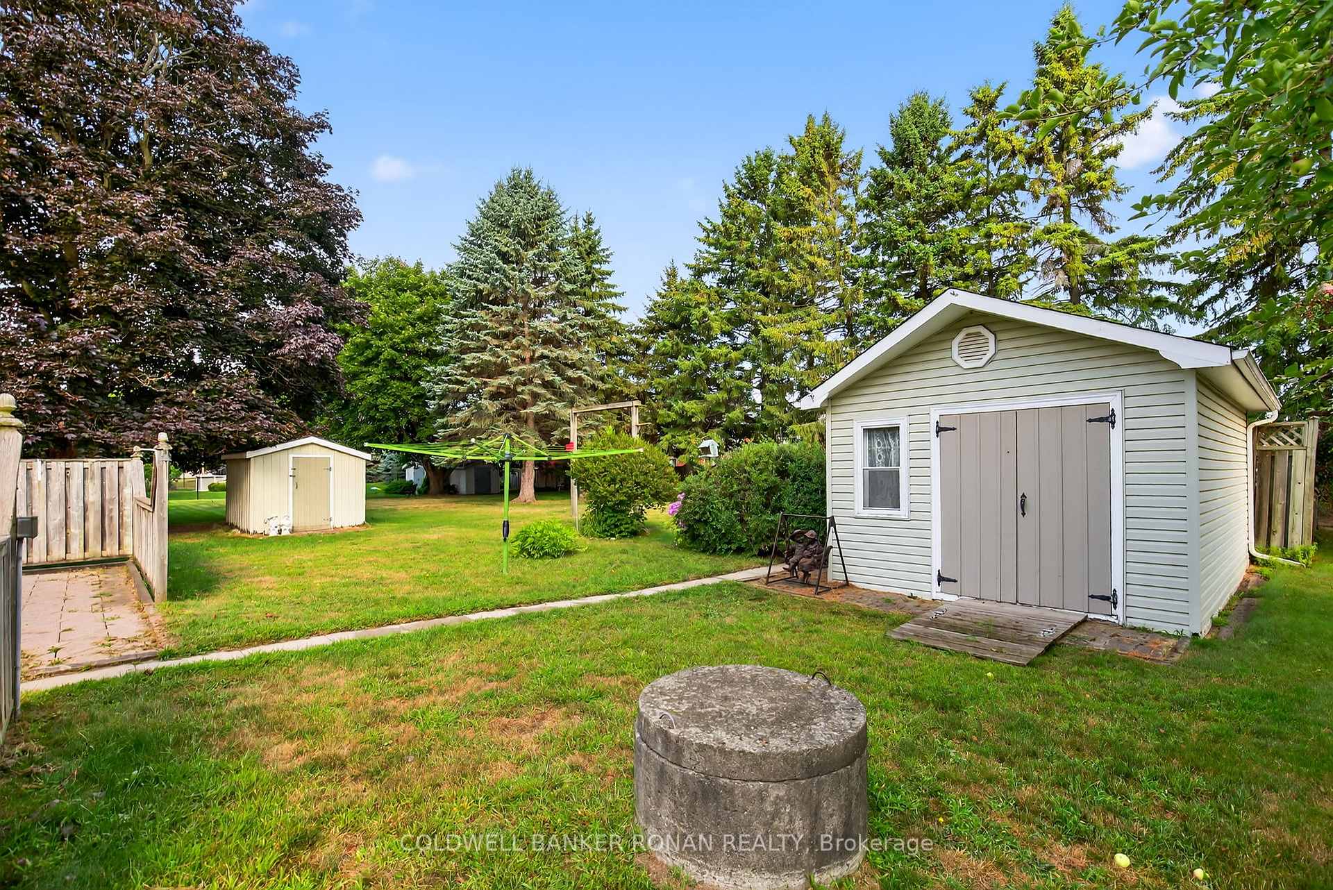 Photo 38 of 8 Douglas Drive, New Tecumseth, Alliston — HOMEH
