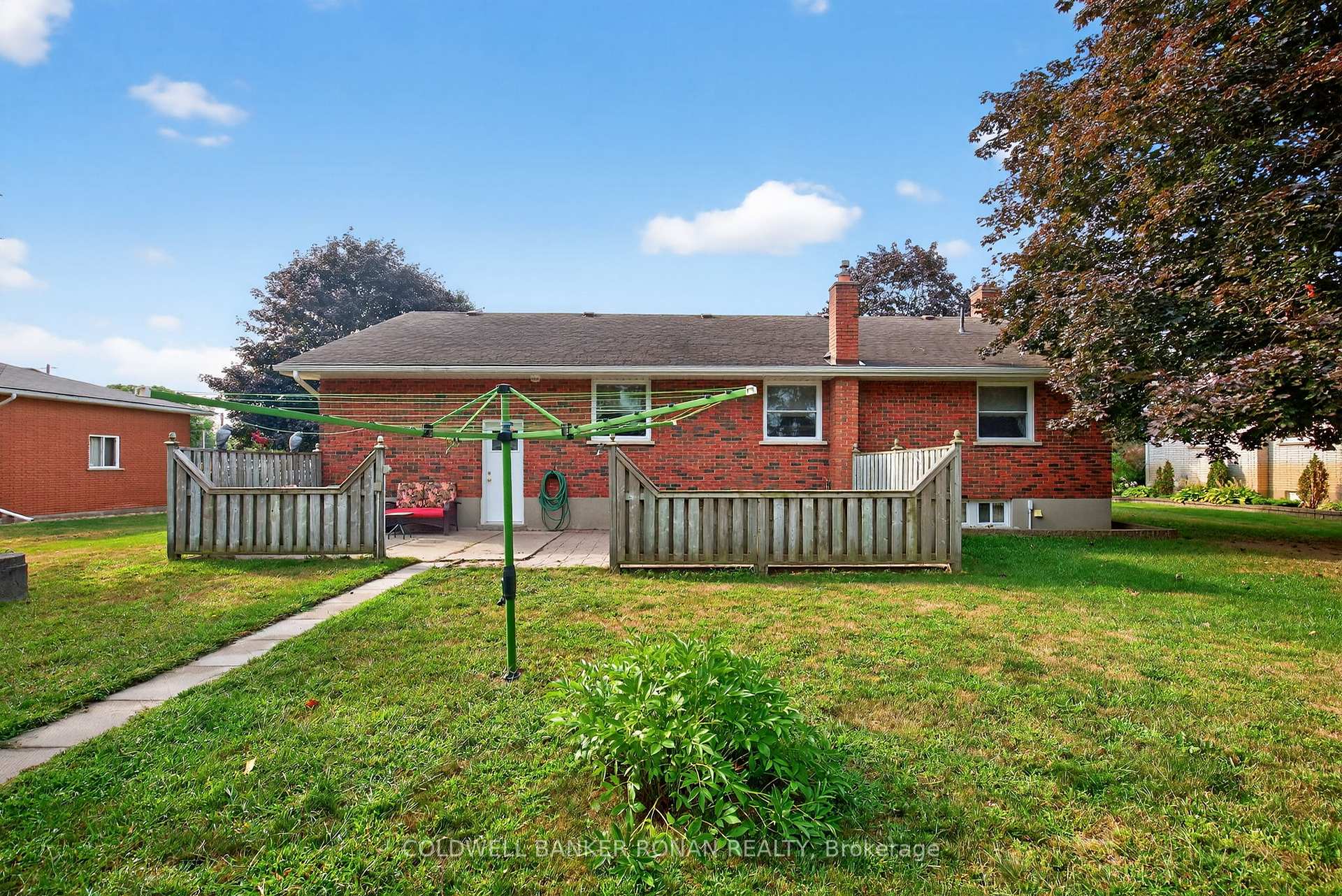 Photo 26 of 8 Douglas Drive, New Tecumseth, Alliston — HOMEH