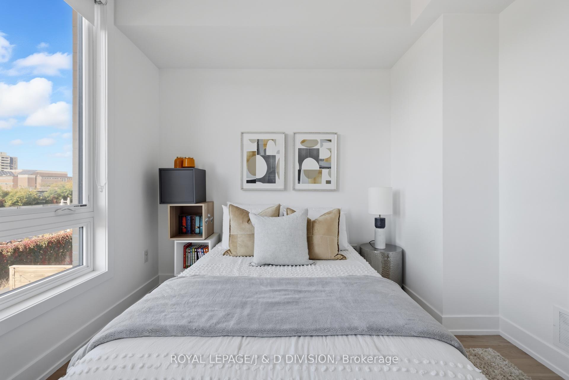 Photo 5 of 56 Perth Avenue, Toronto, Dufferin Grove — HOMEH