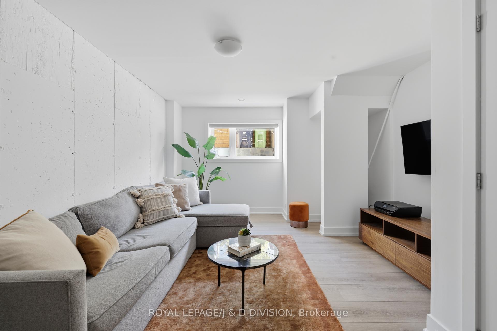 Photo 23 of 56 Perth Avenue, Toronto, Dufferin Grove — HOMEH