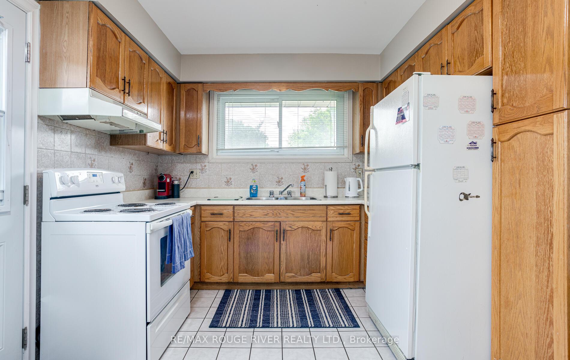 Photo 28 of 690 Central Park Boulevard N, Oshawa, Centennial — HOMEH