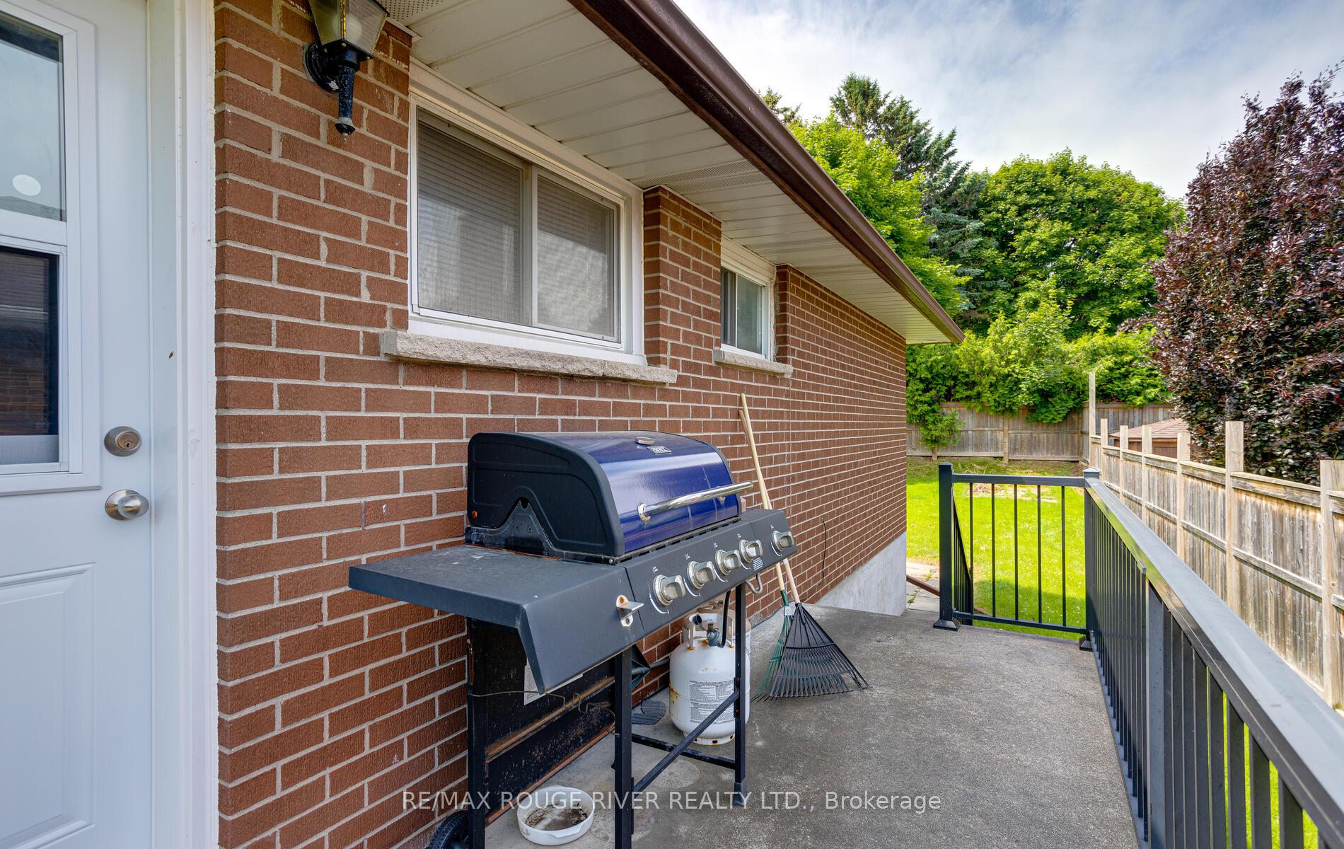 Photo 29 of 690 Central Park Boulevard N, Oshawa, Centennial — HOMEH